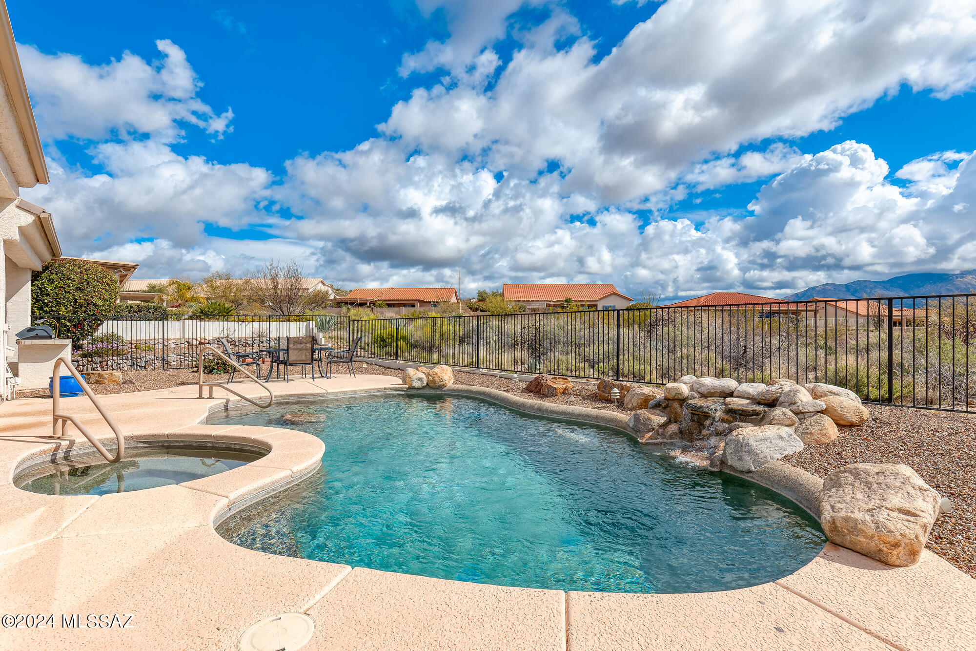 Saddlebrooke - Residential