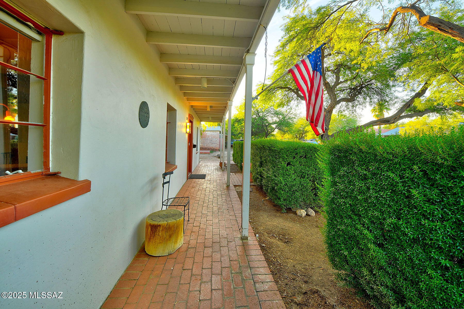2705 E Mabel Street