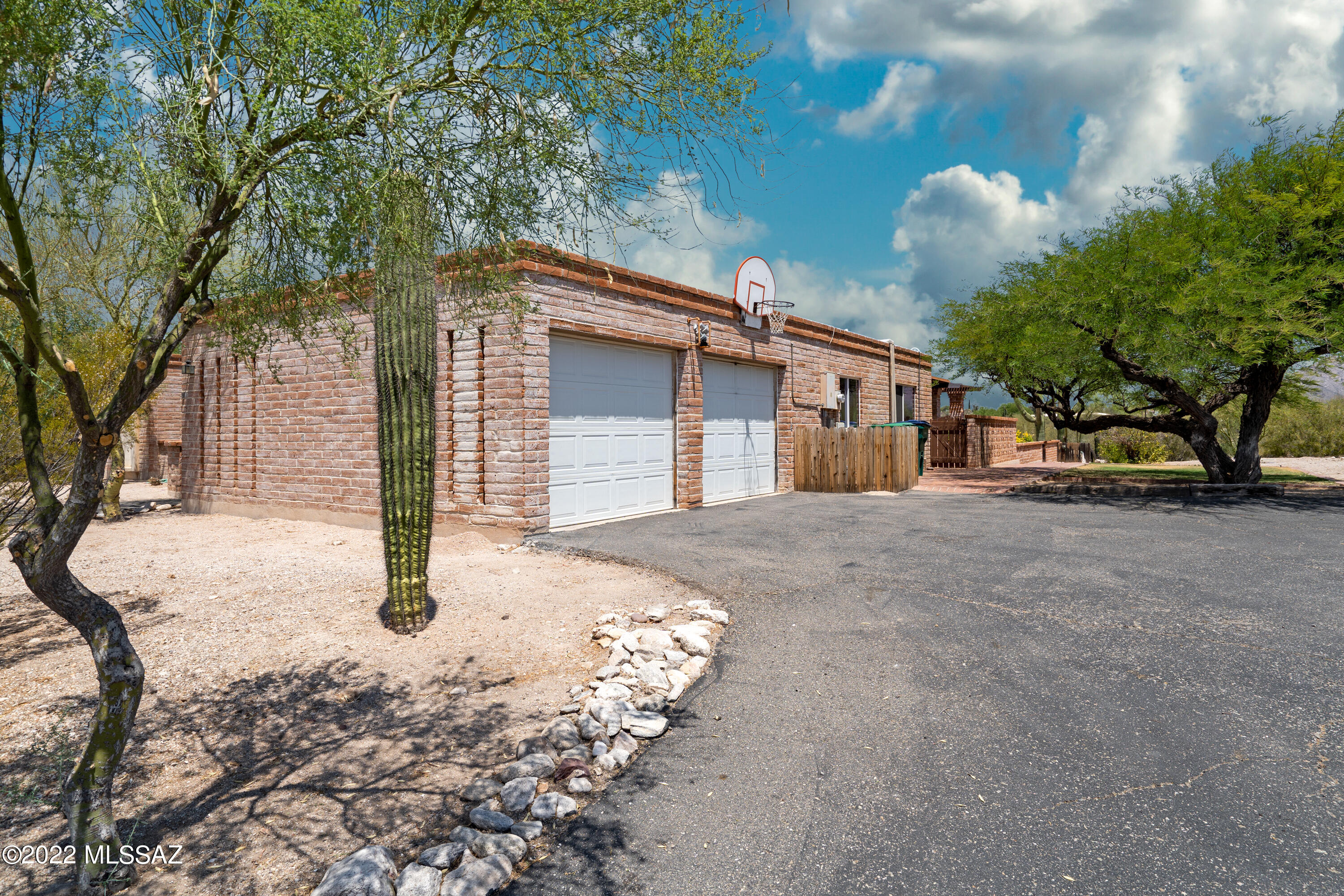Catalina Foothills Estates NO. 7 (44-120) - Residential