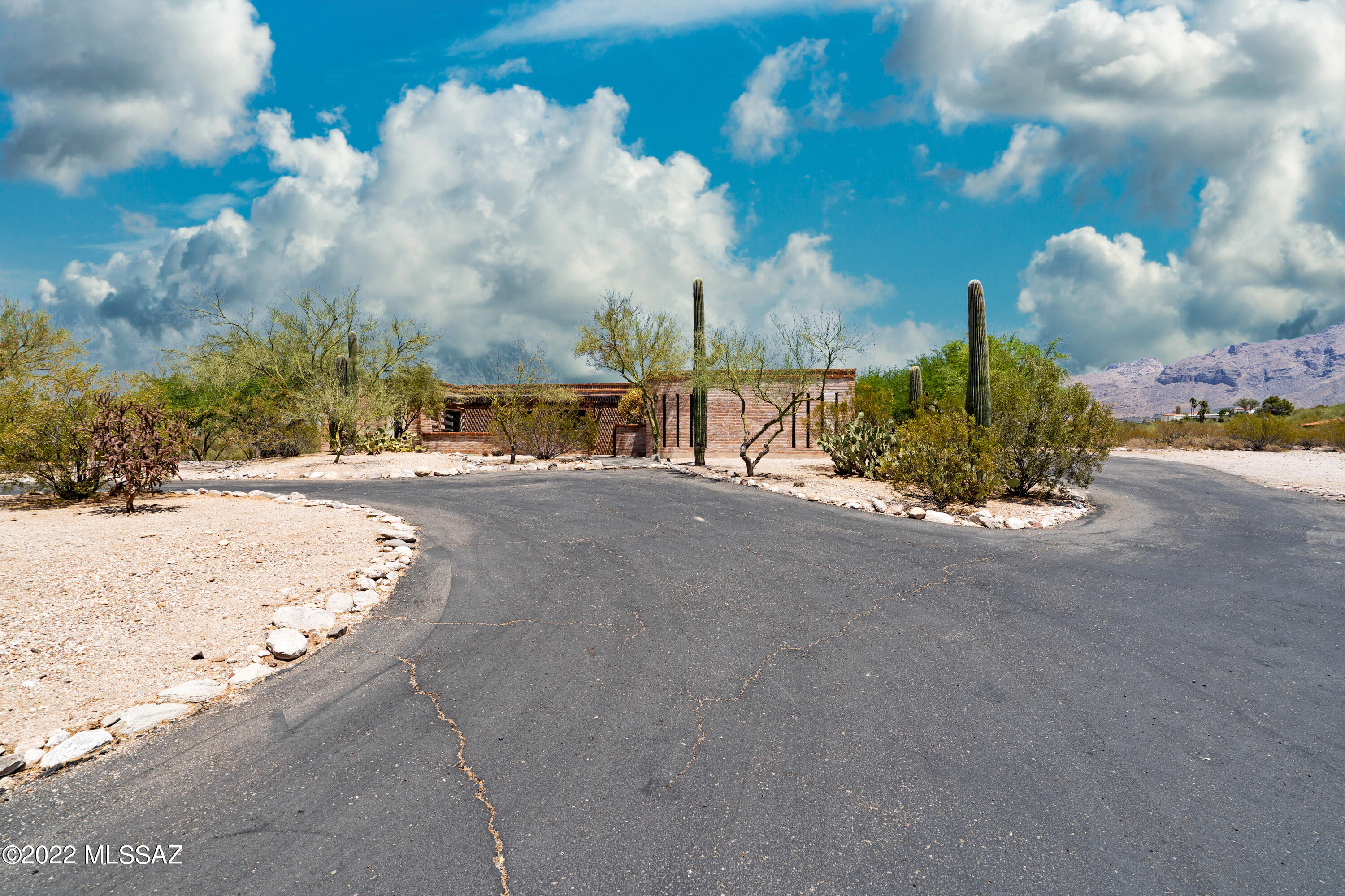 Catalina Foothills Estates NO. 7 (44-120) - Residential