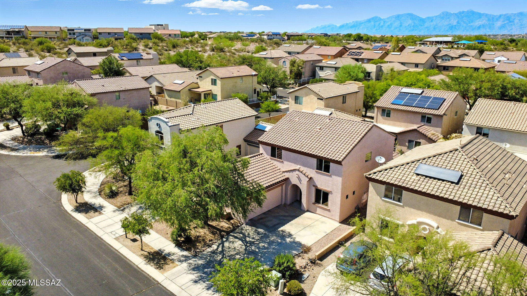 10769 E Sanctuary Ridge Lane