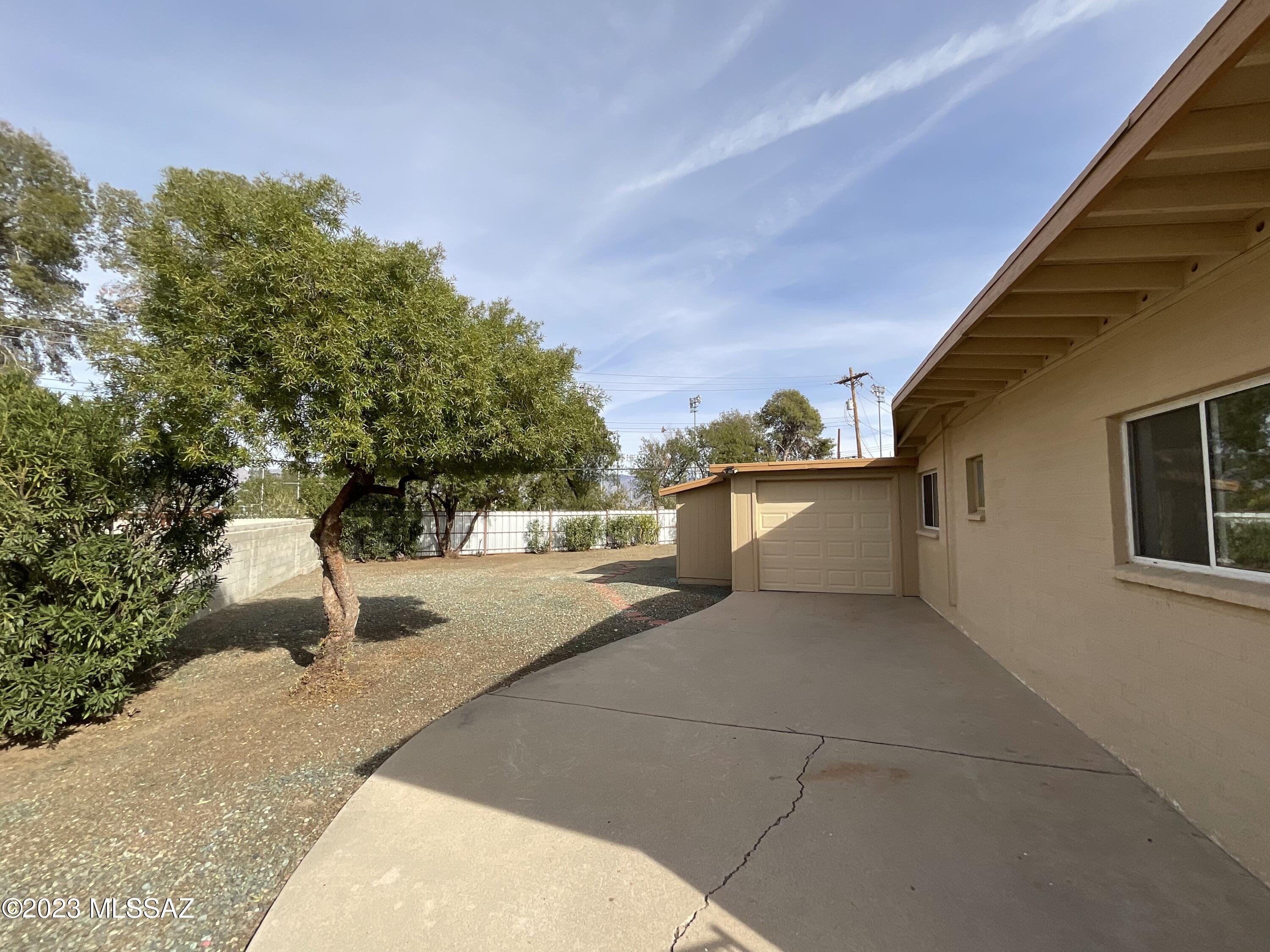 Miramonte Terrace (Blks 3, 10-16) - Residential