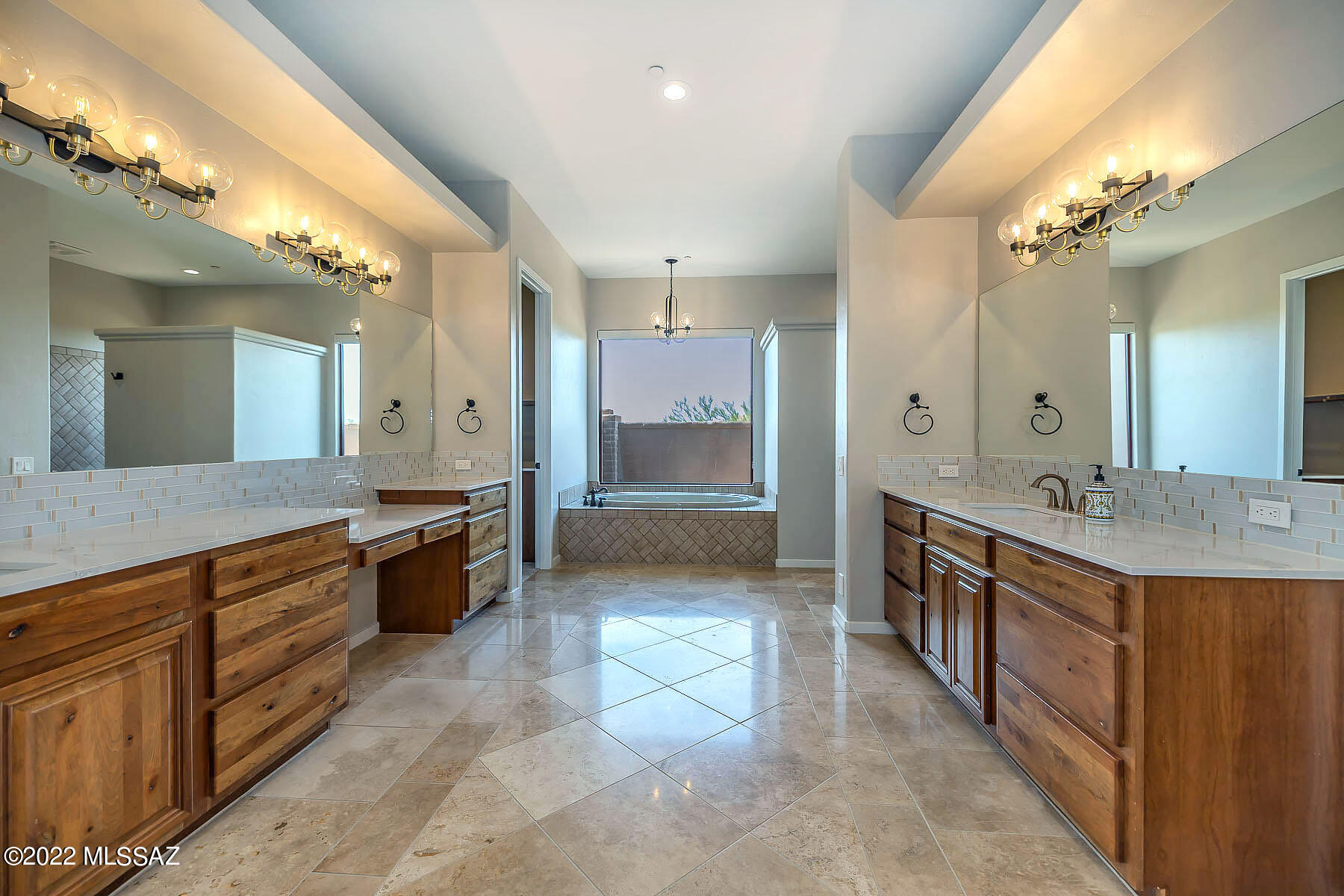 Honey Bee Canyon Estates - Residential