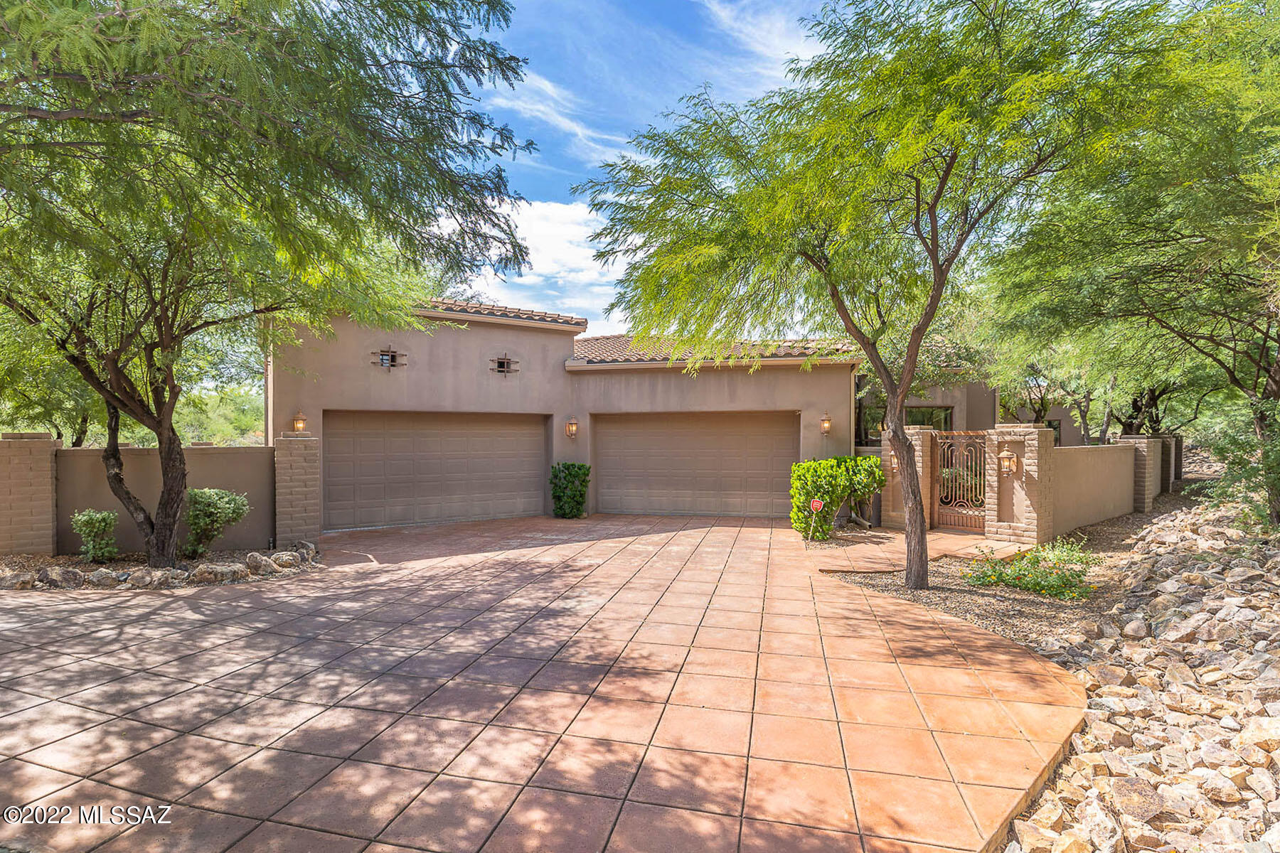 Honey Bee Canyon Estates - Residential