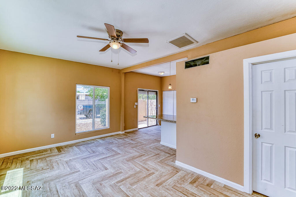 Kino Meadows (1-128) - Residential