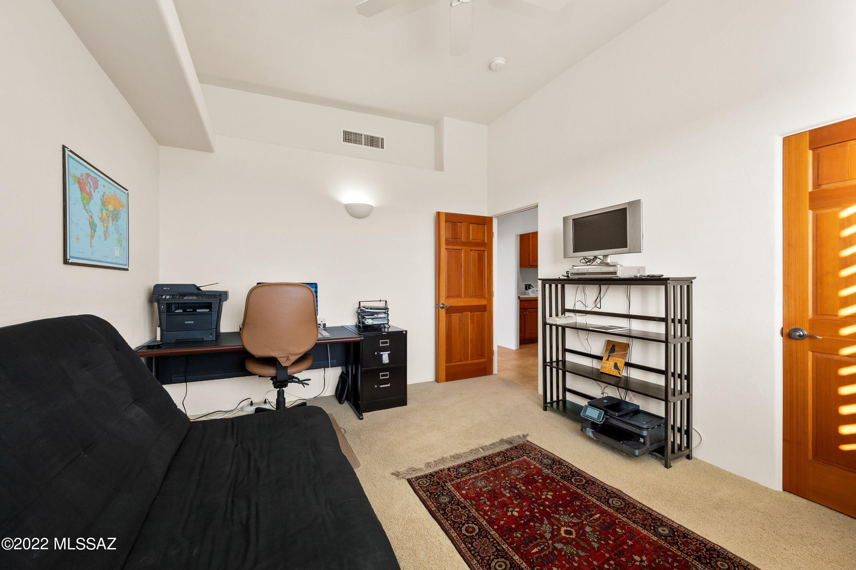 Coyote Creek (1-395) - Residential