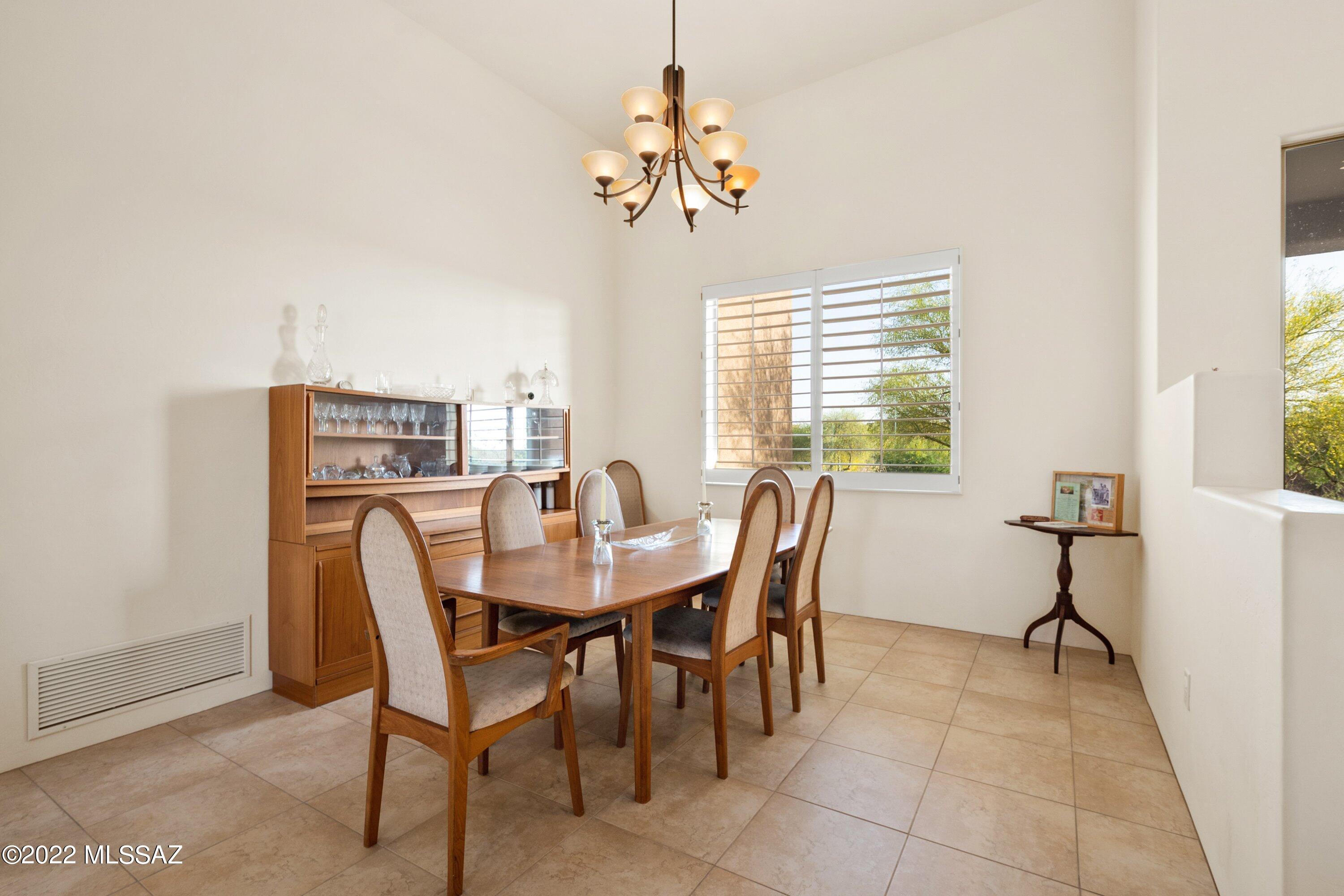 Coyote Creek (1-395) - Residential