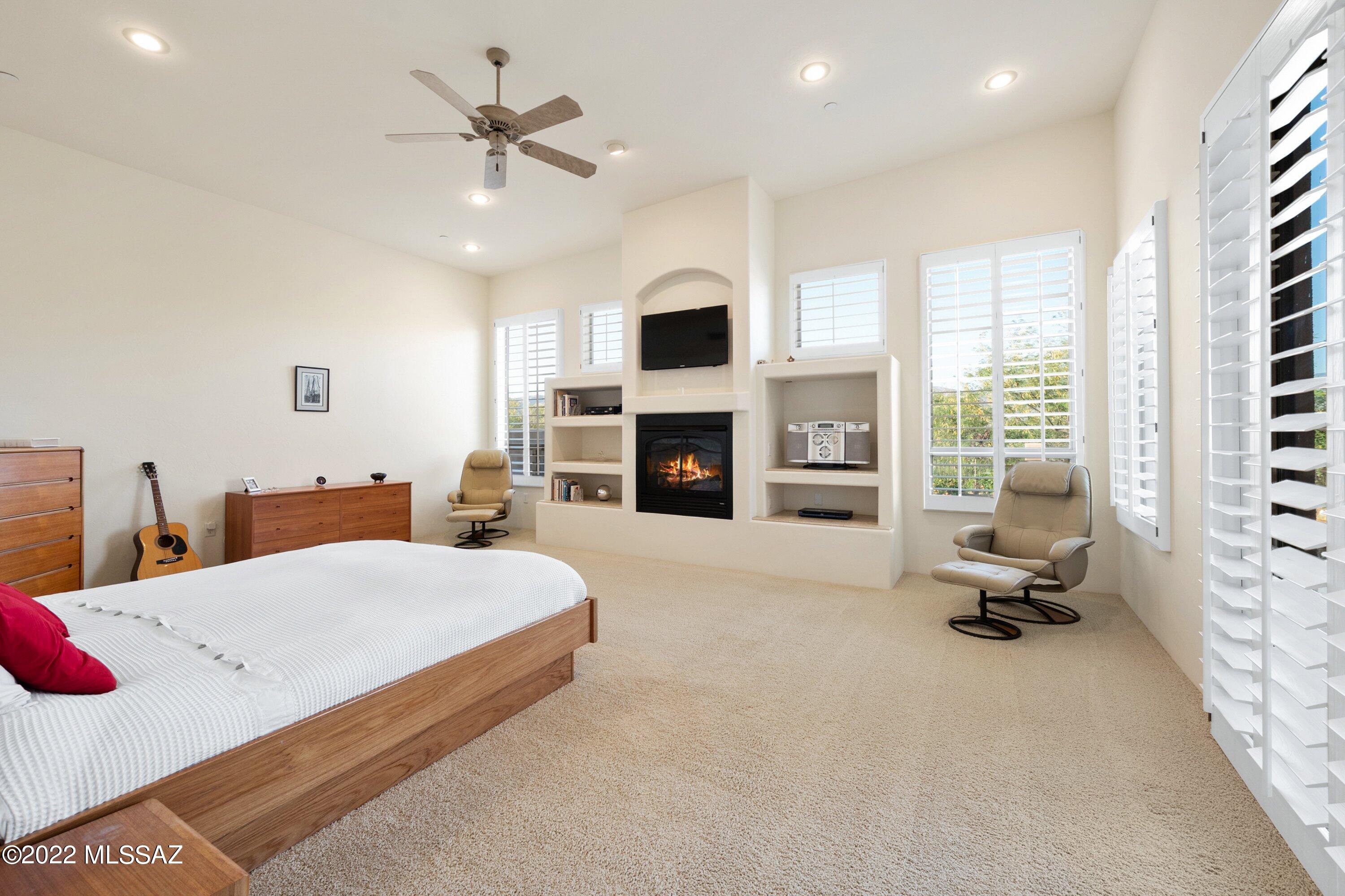 Coyote Creek (1-395) - Residential