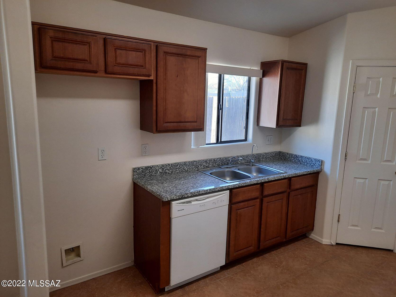 Sunland Vista - Residential