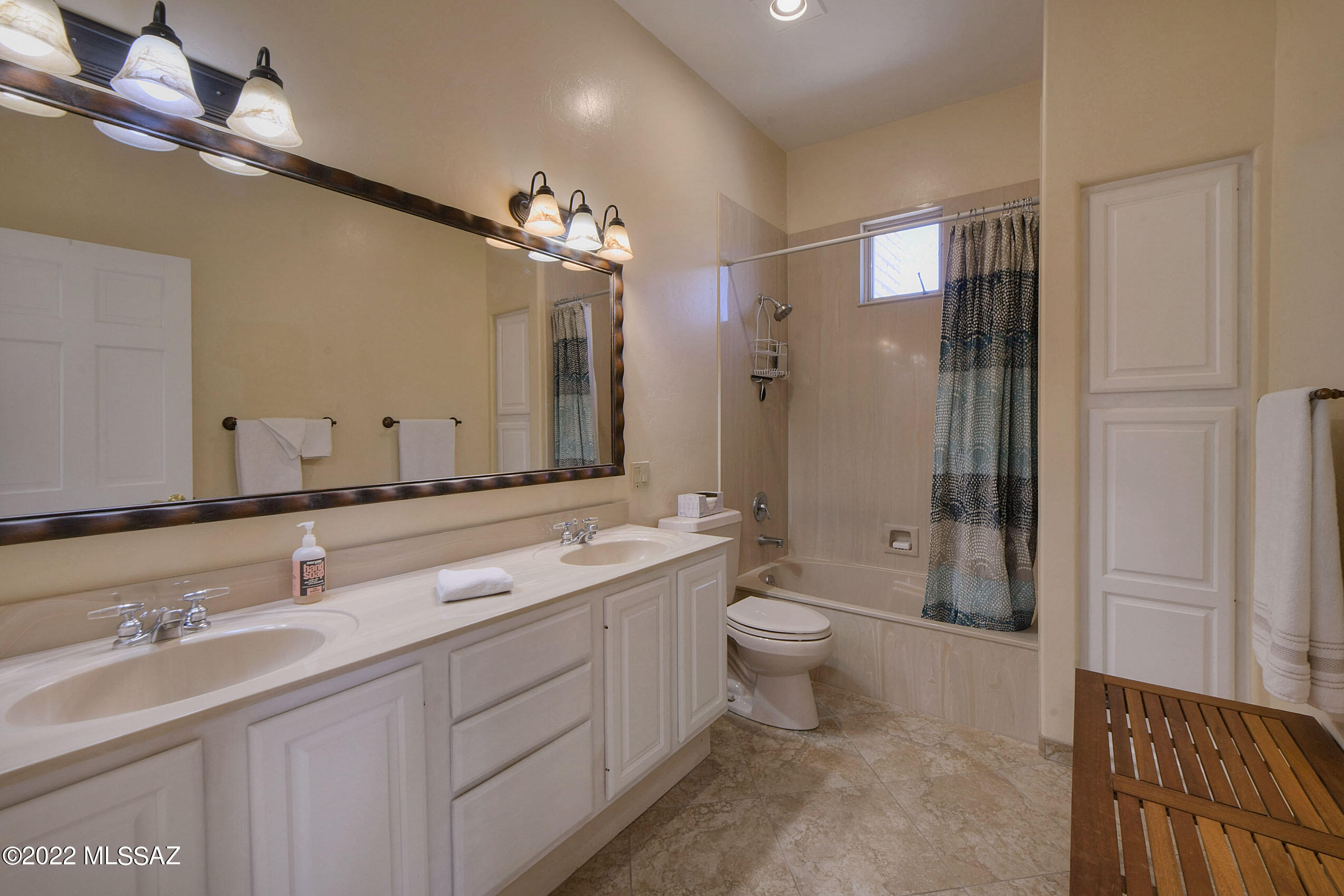 Hacienda Del Joven Estates (1-40) - Residential
