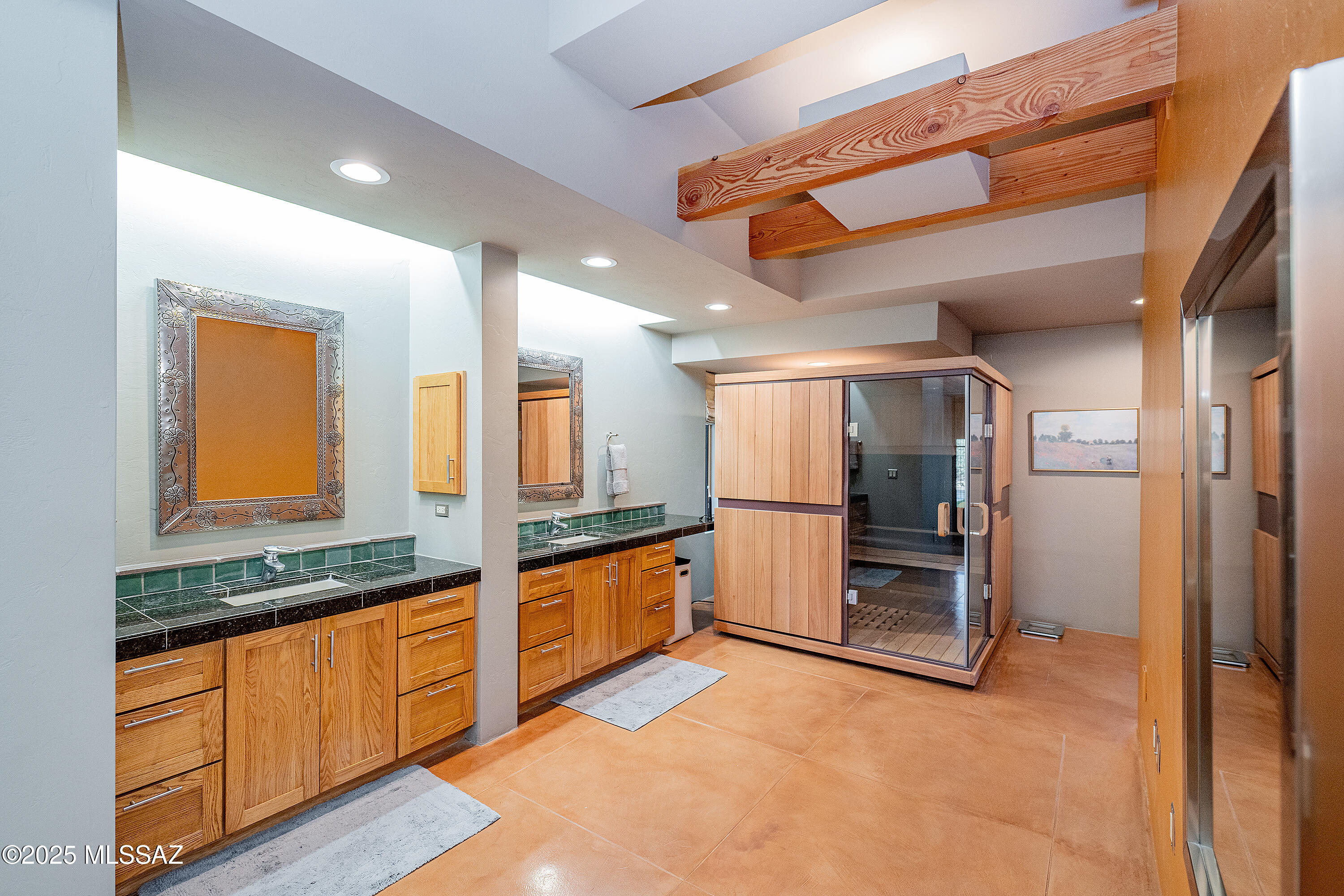 Los Cielos (1-7) - Residential