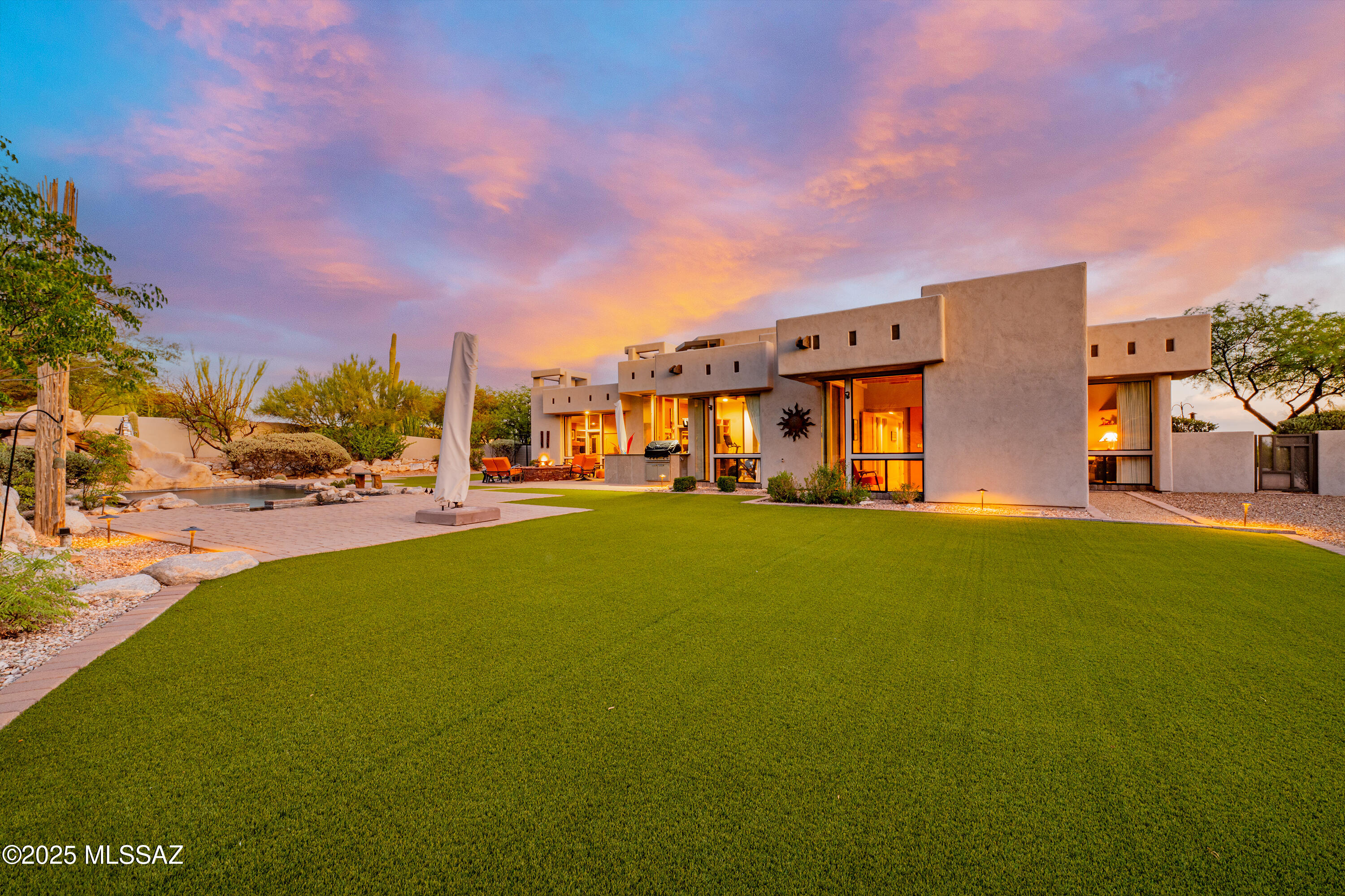 Los Cielos (1-7) - Residential