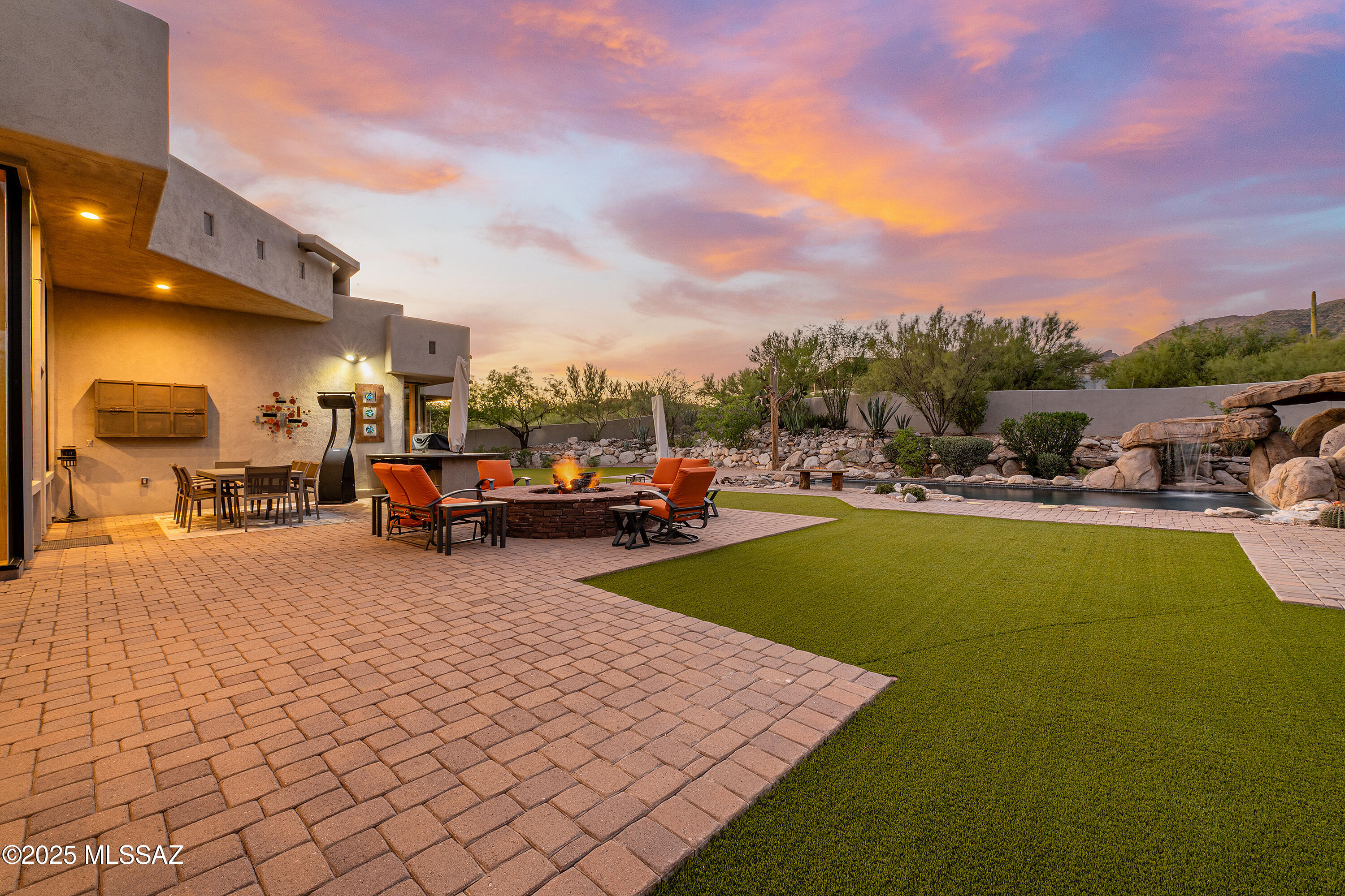 Los Cielos (1-7) - Residential