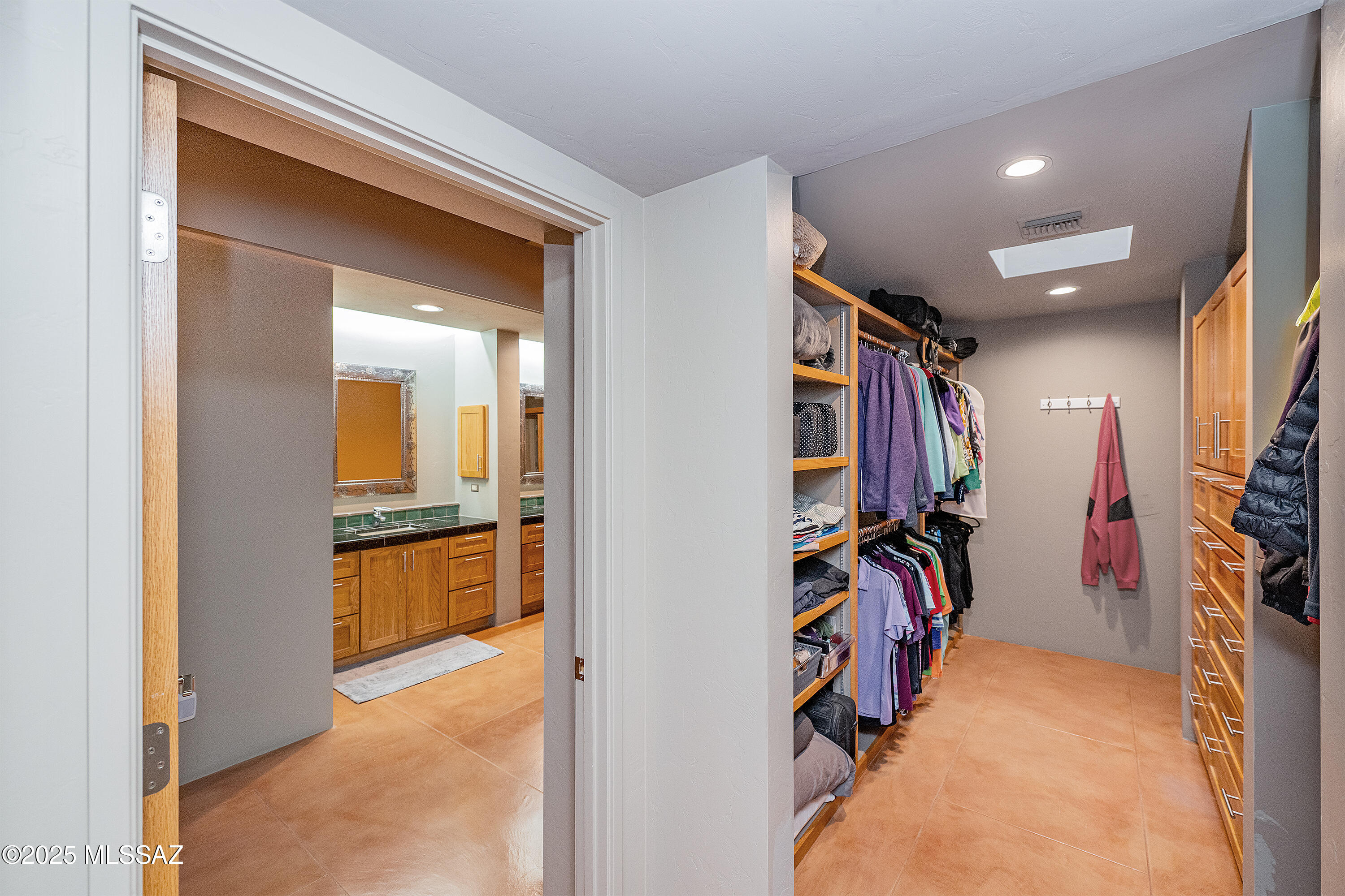 Los Cielos (1-7) - Residential