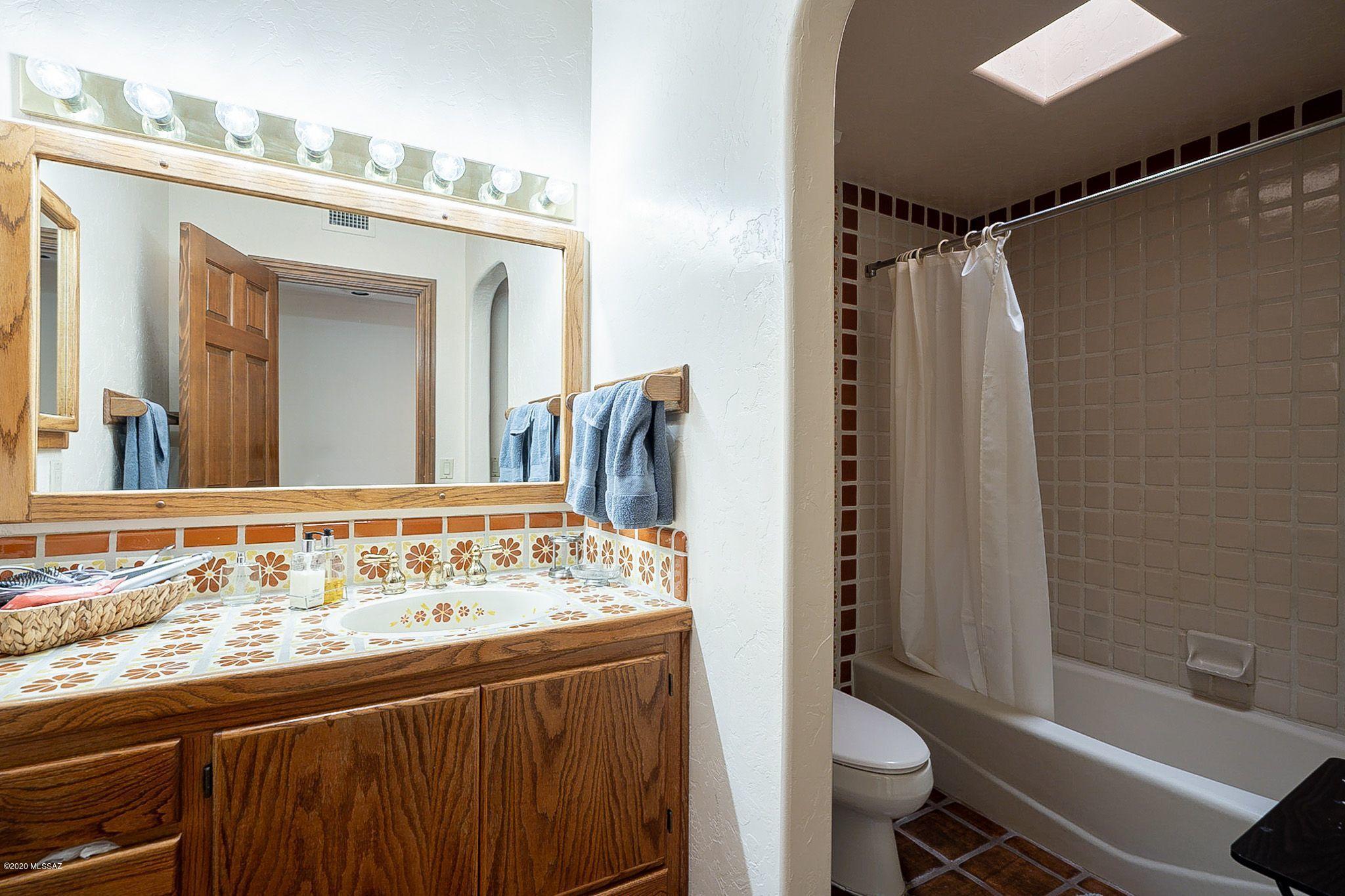 Catalina Foothills Est. NO. 10 (73-90, 119, 121, 123, 127-146) - Residential