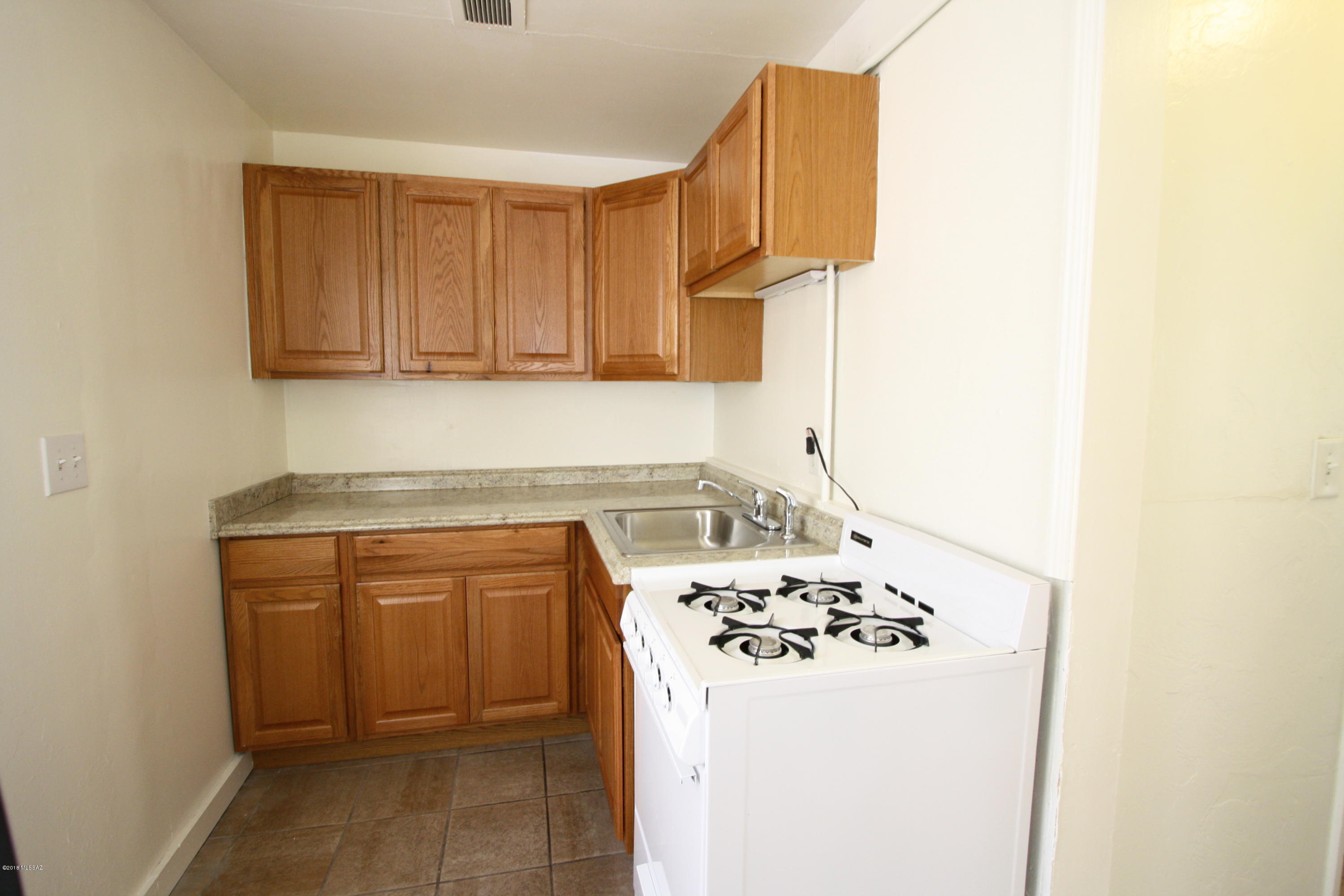 Unsubdivided - Residential Lease