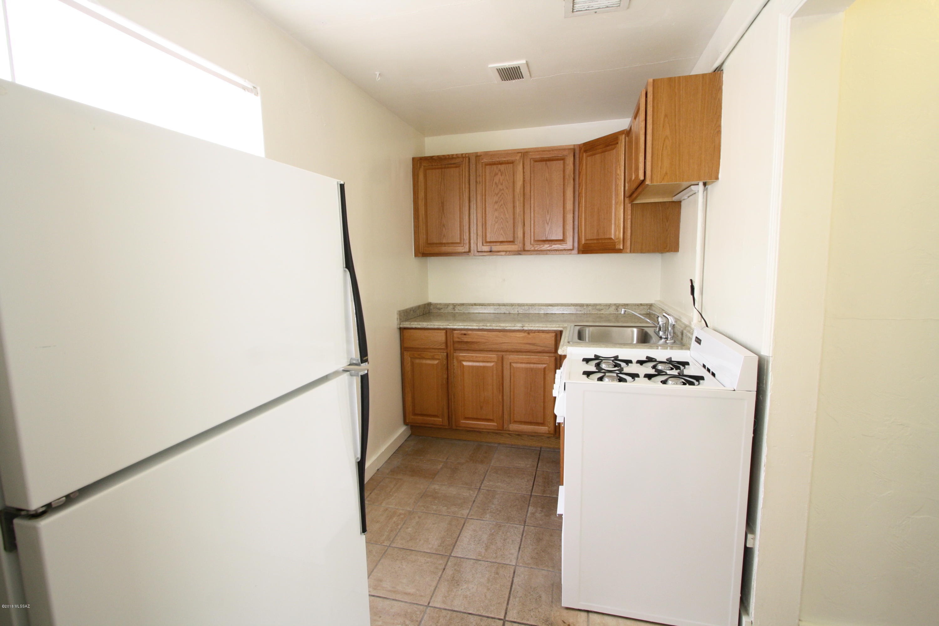 Unsubdivided - Residential Lease
