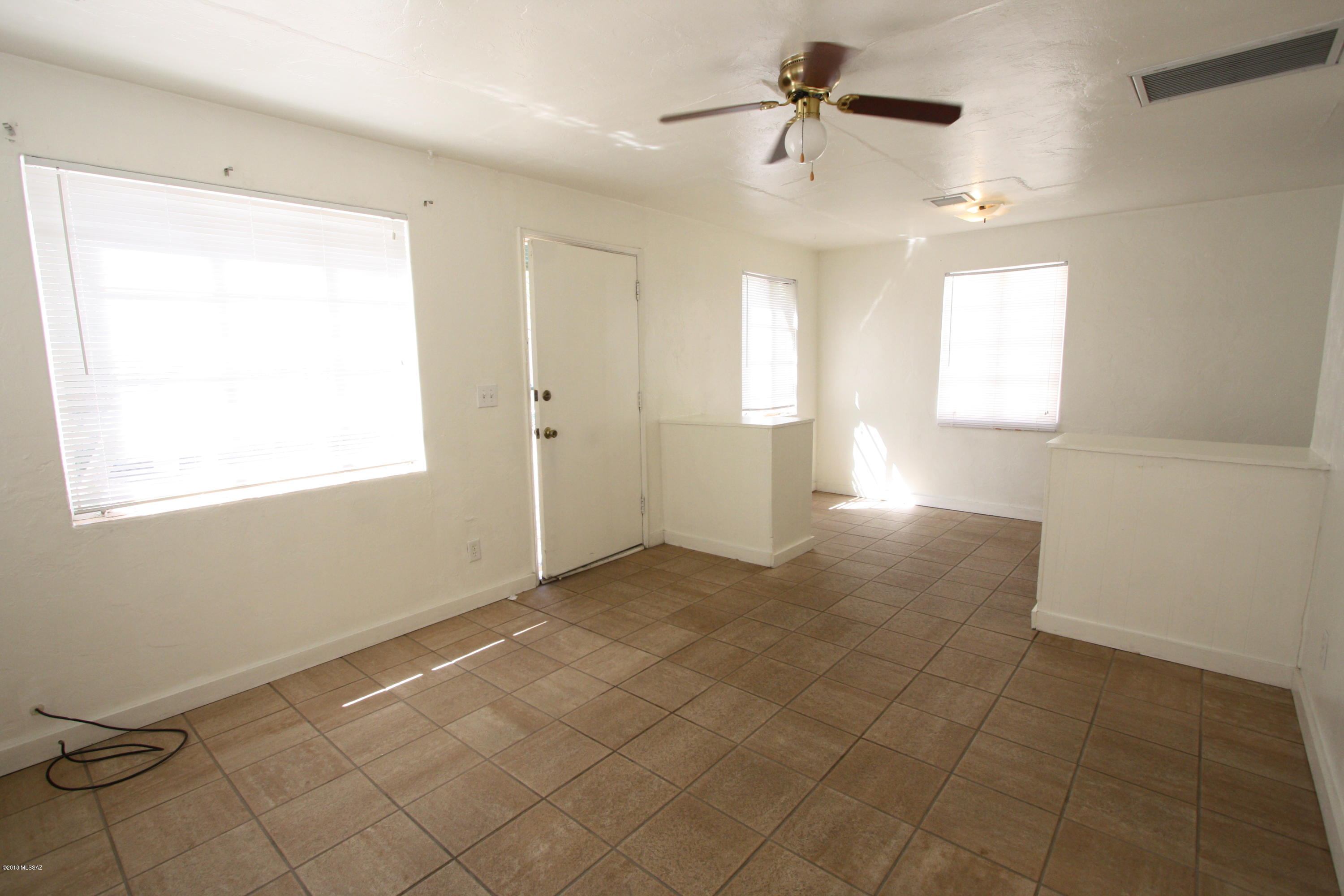 Unsubdivided - Residential Lease