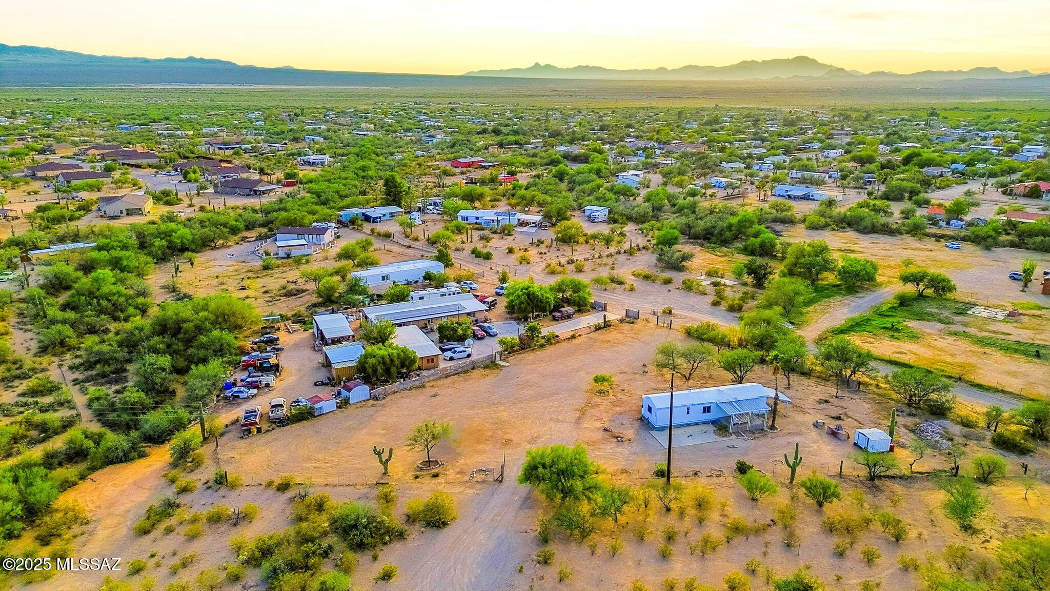 3300 S San Joaquin Road