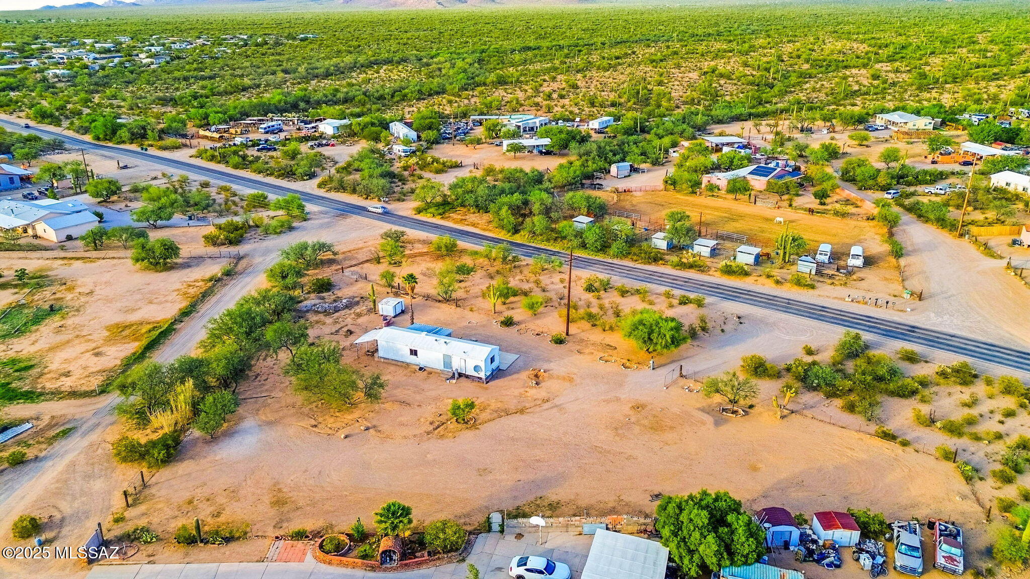 3300 S San Joaquin Road