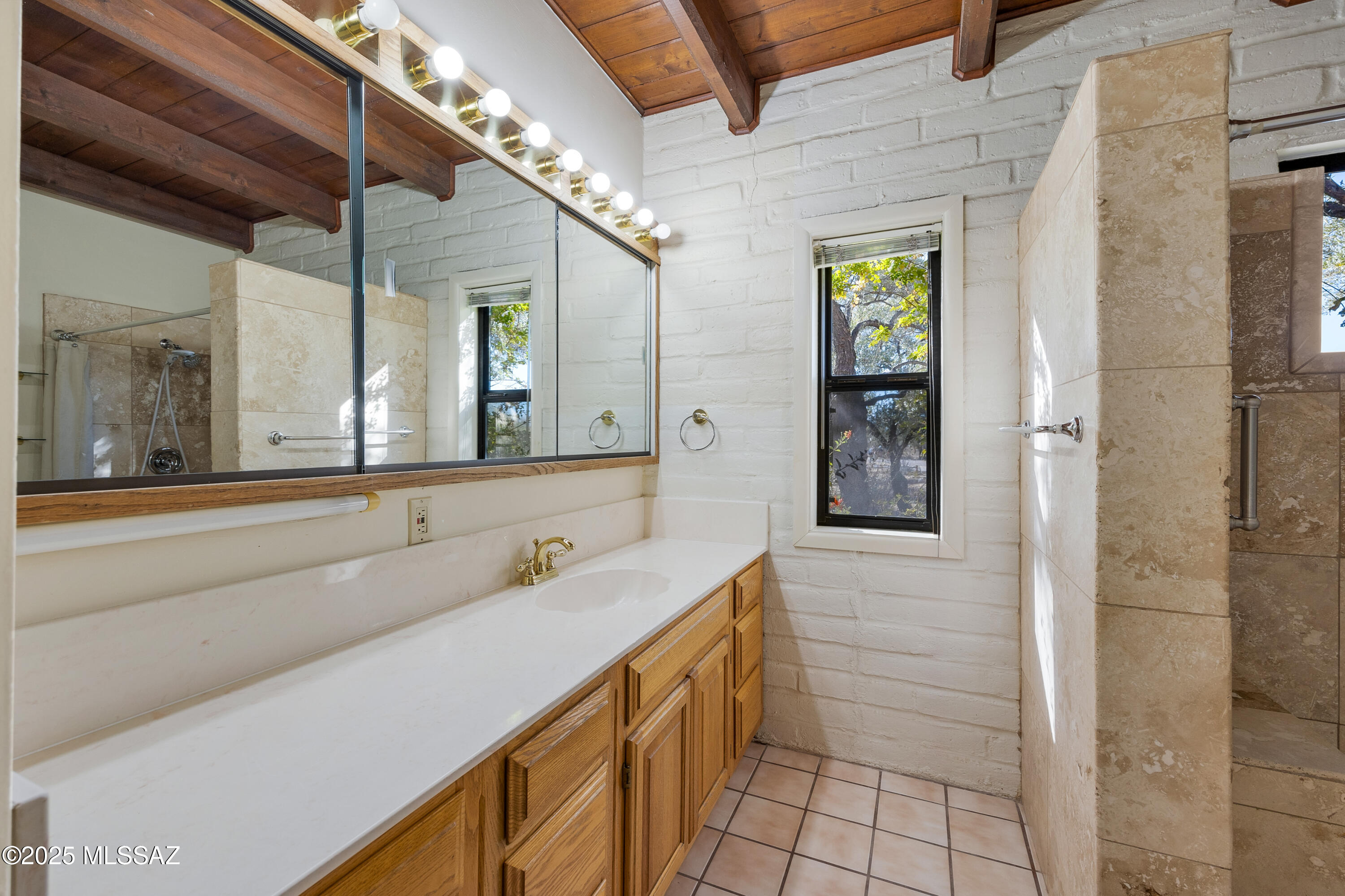 Casas Adobes Estates (466-476) - Residential
