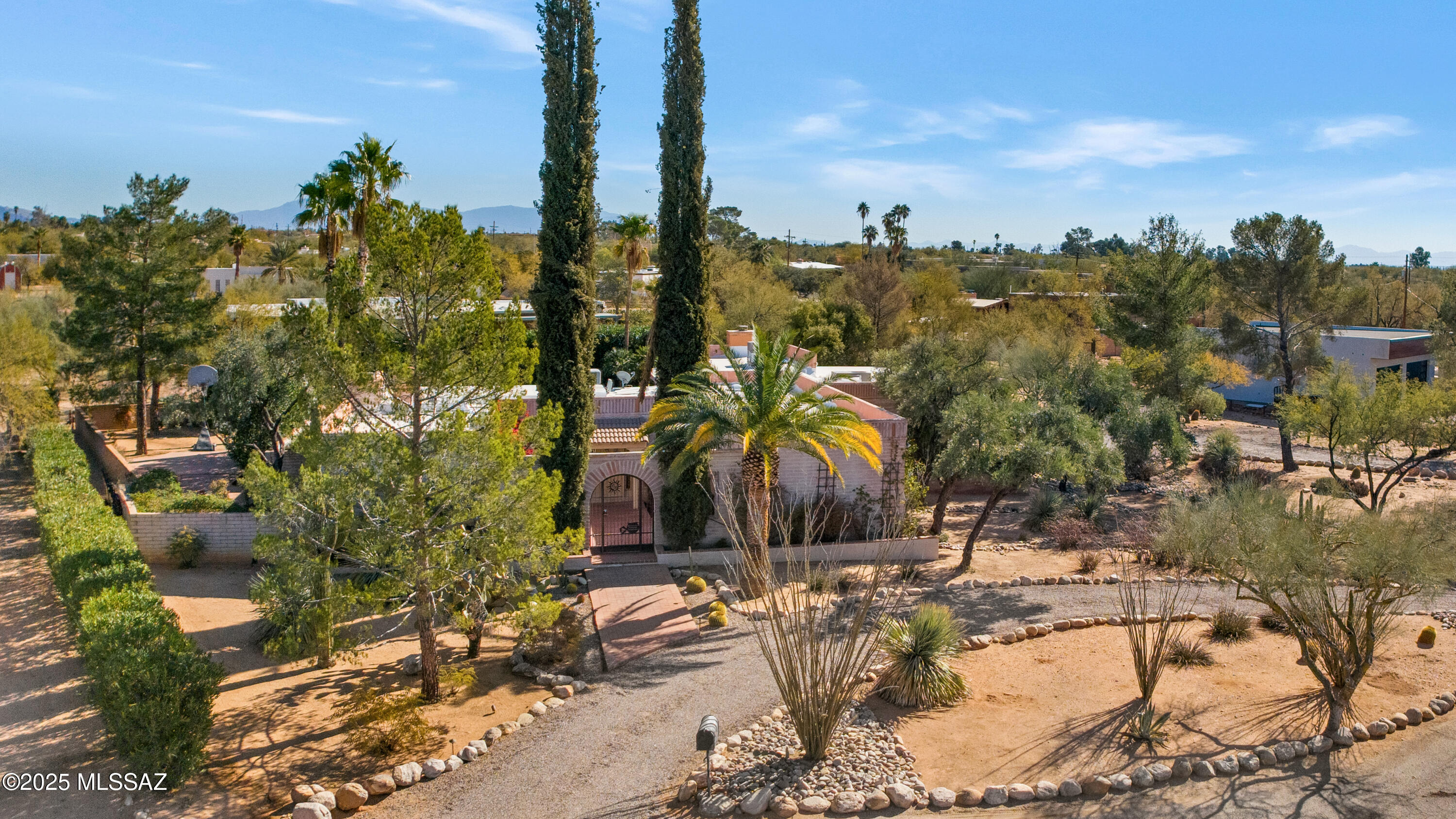 Casas Adobes Estates (466-476) - Residential