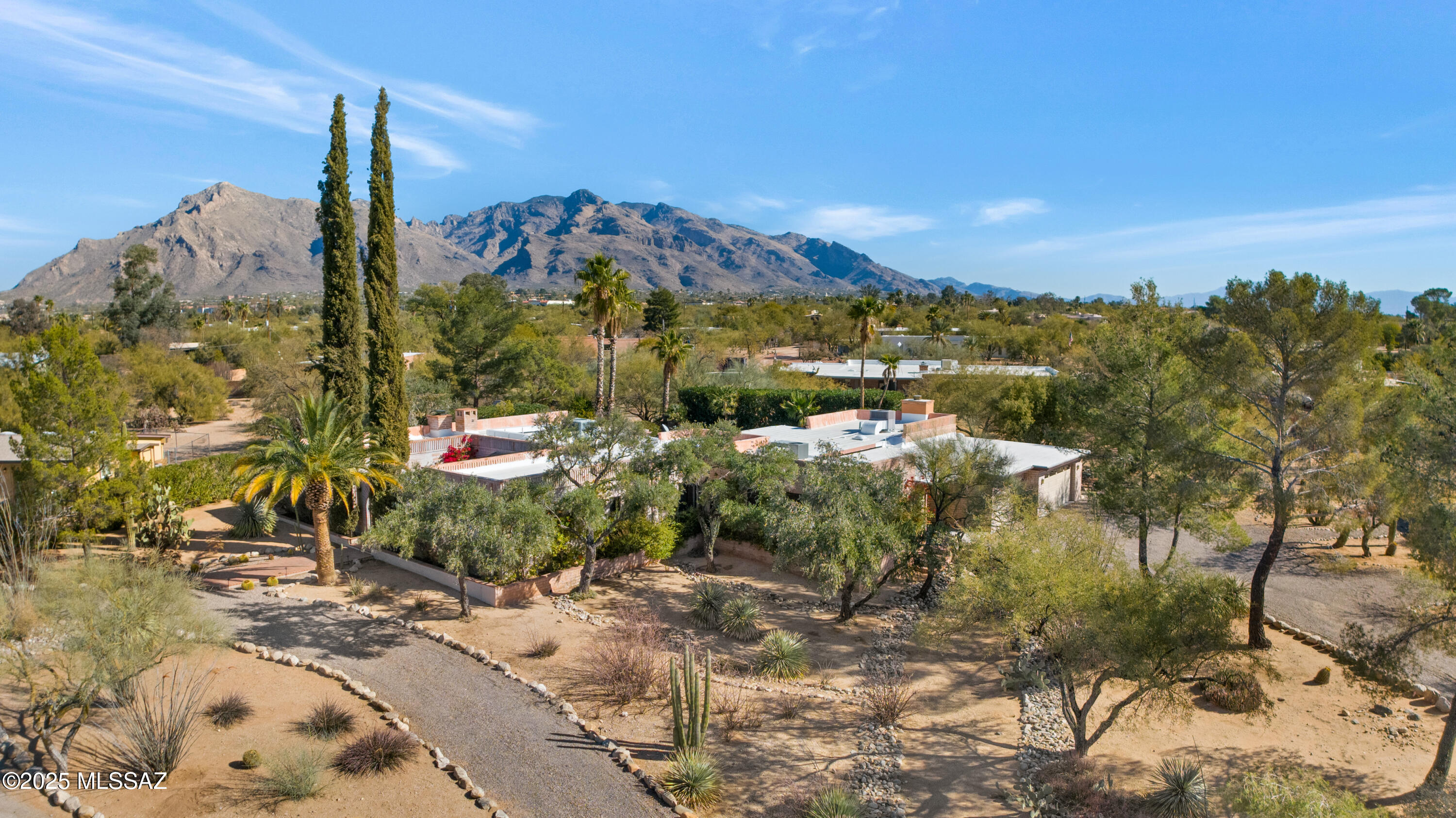 Casas Adobes Estates (466-476) - Residential