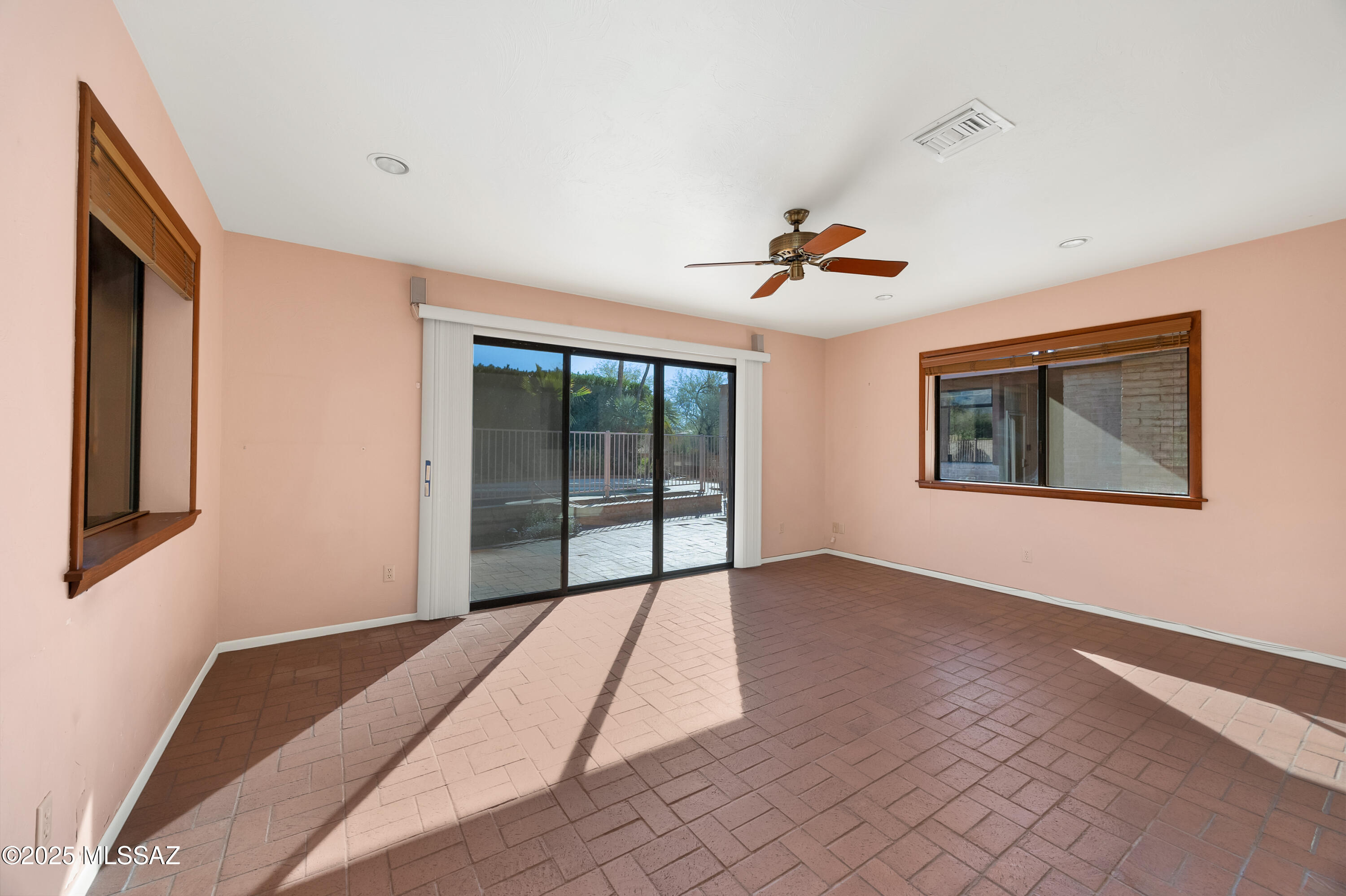 Casas Adobes Estates (466-476) - Residential