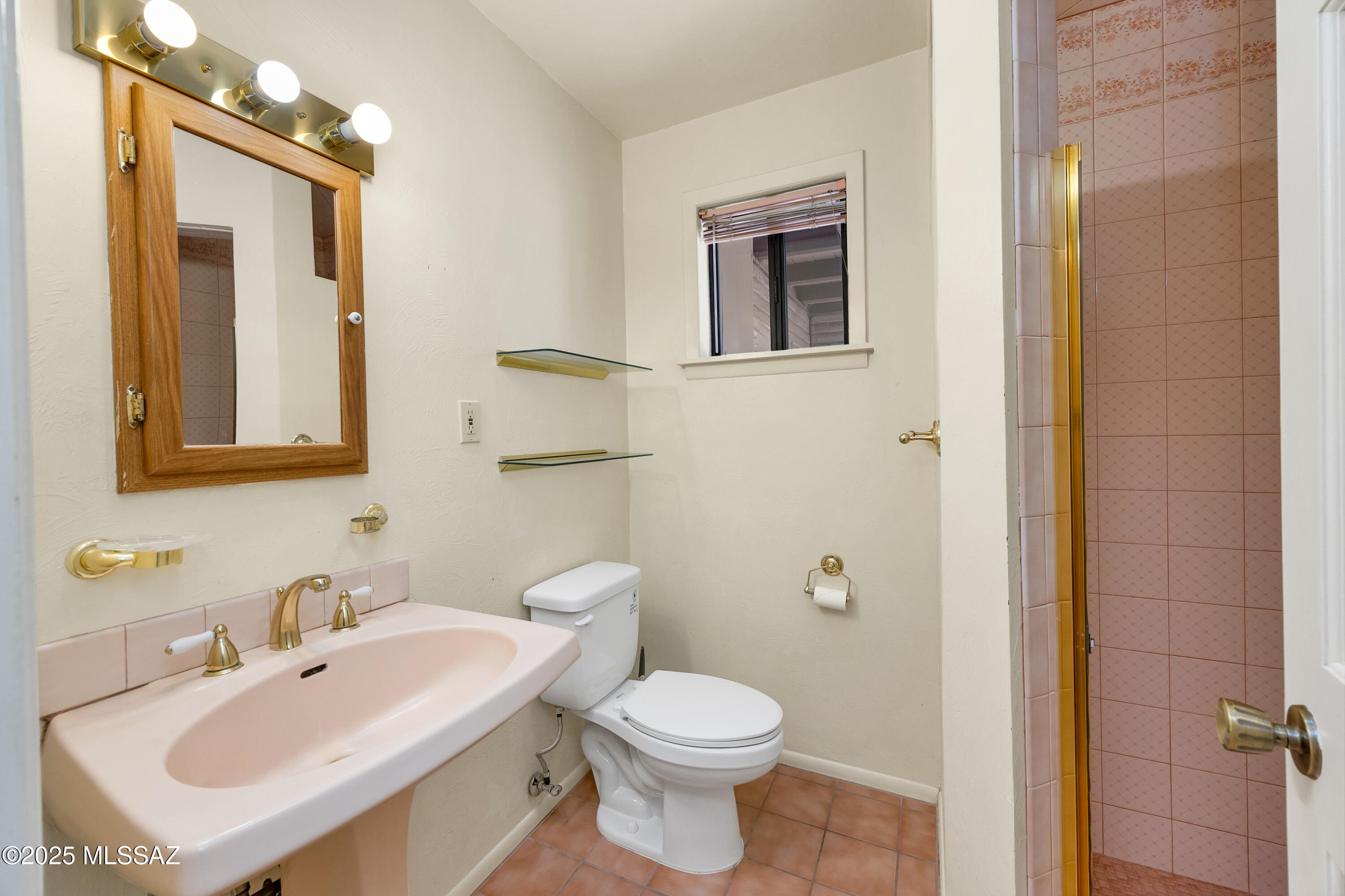 Casas Adobes Estates (466-476) - Residential