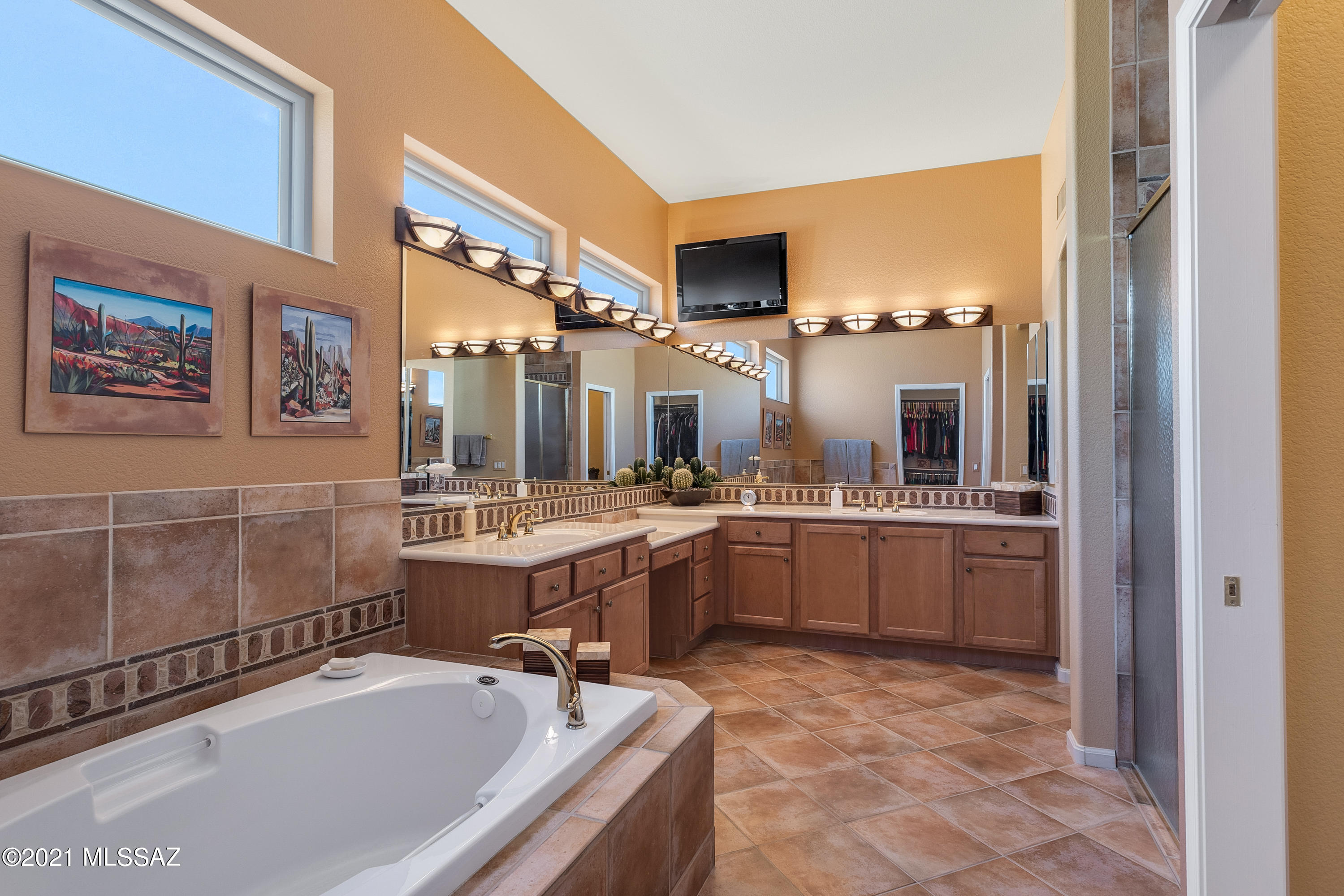 Saddlebrooke - Residential