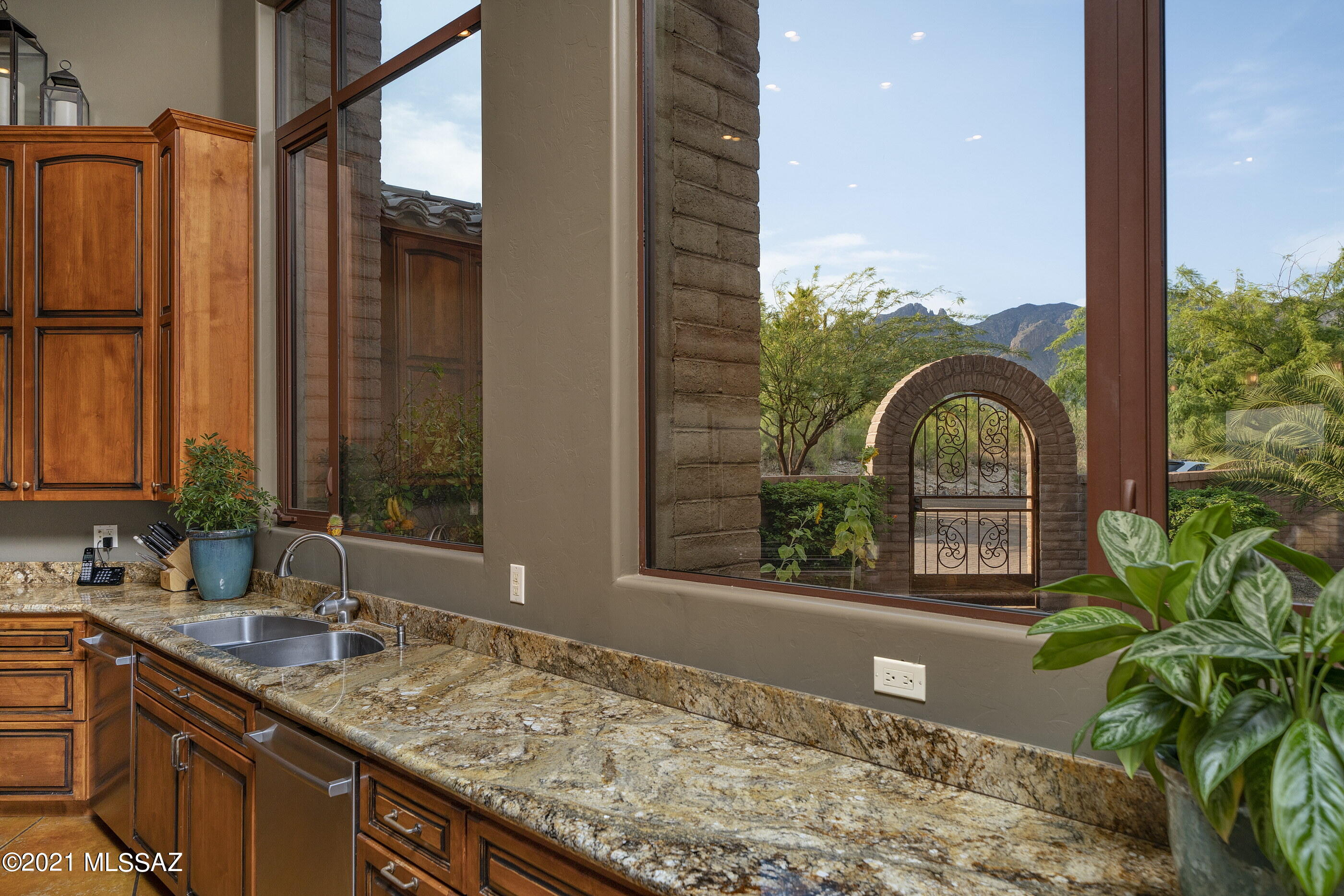 Eleven Arches (1-12) - Residential