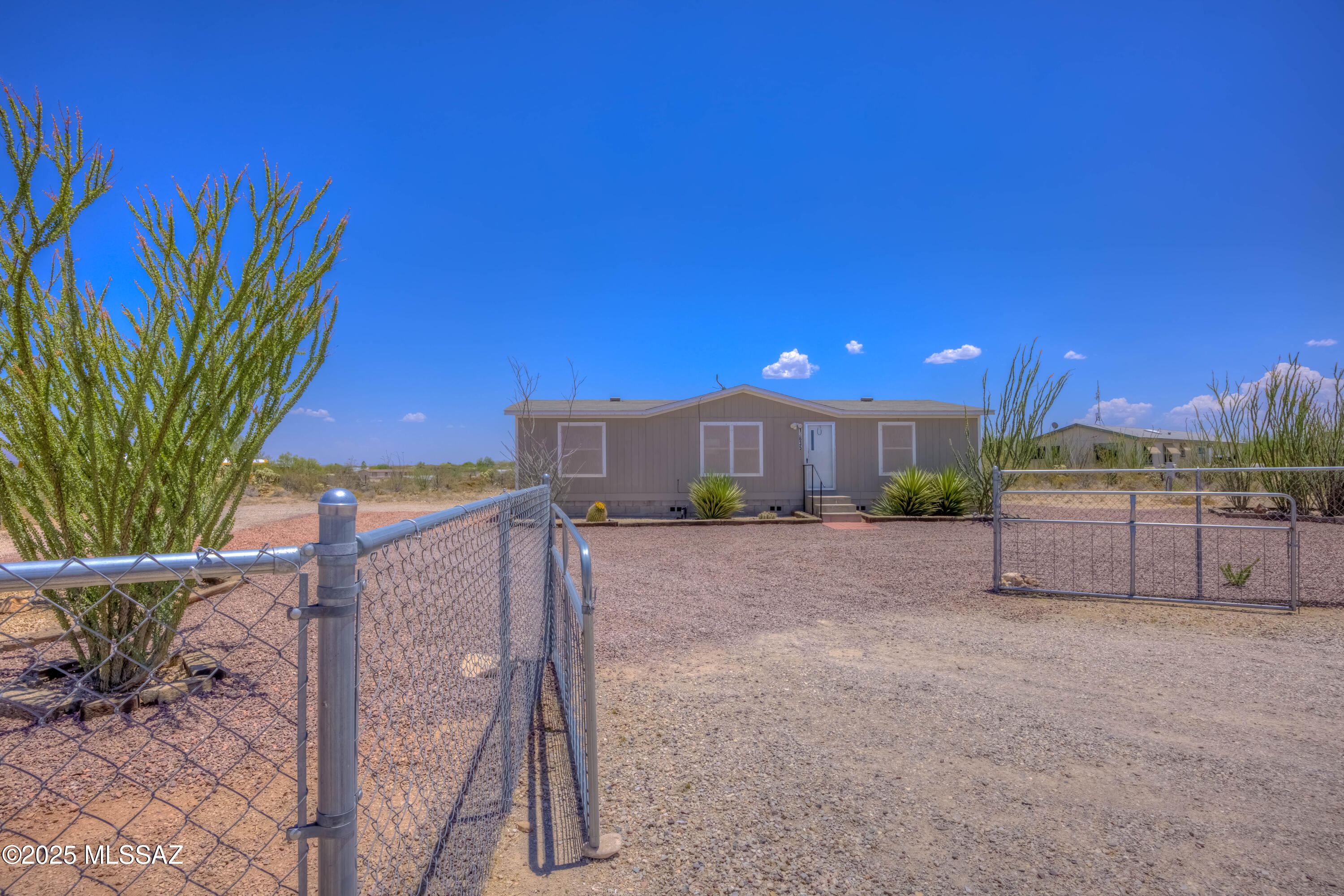 12635 S High Noon Trail