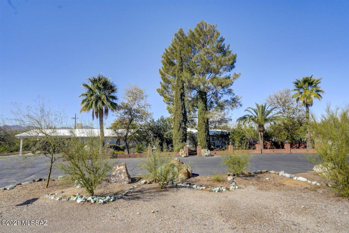 Casas Adobes Estates (501-540) - Residential