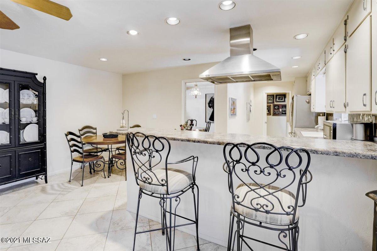 Casas Adobes Estates (501-540) - Residential