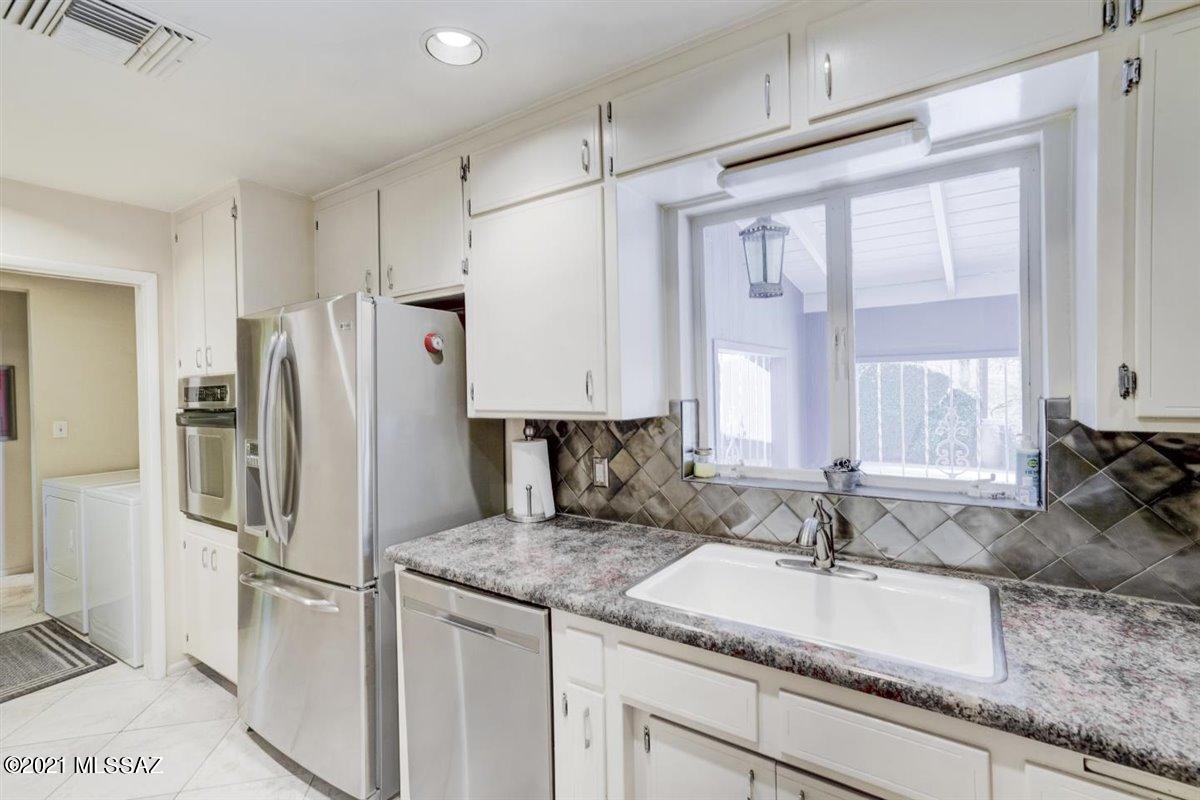 Casas Adobes Estates (501-540) - Residential