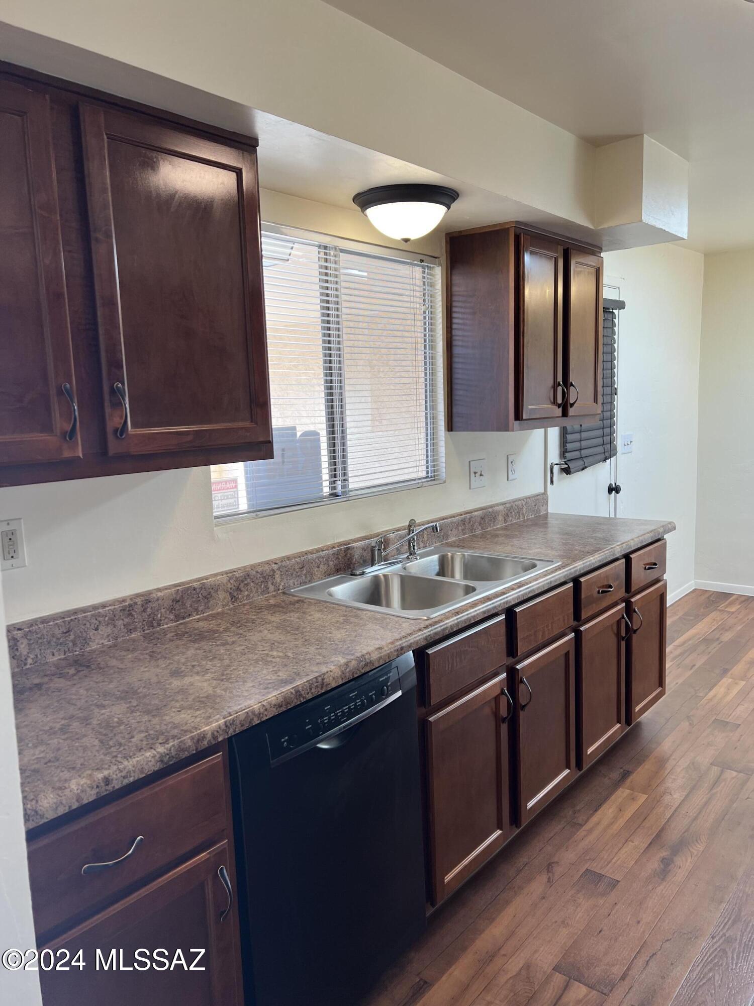 Sunnyslope Townhouses(1-91) - Residential Lease