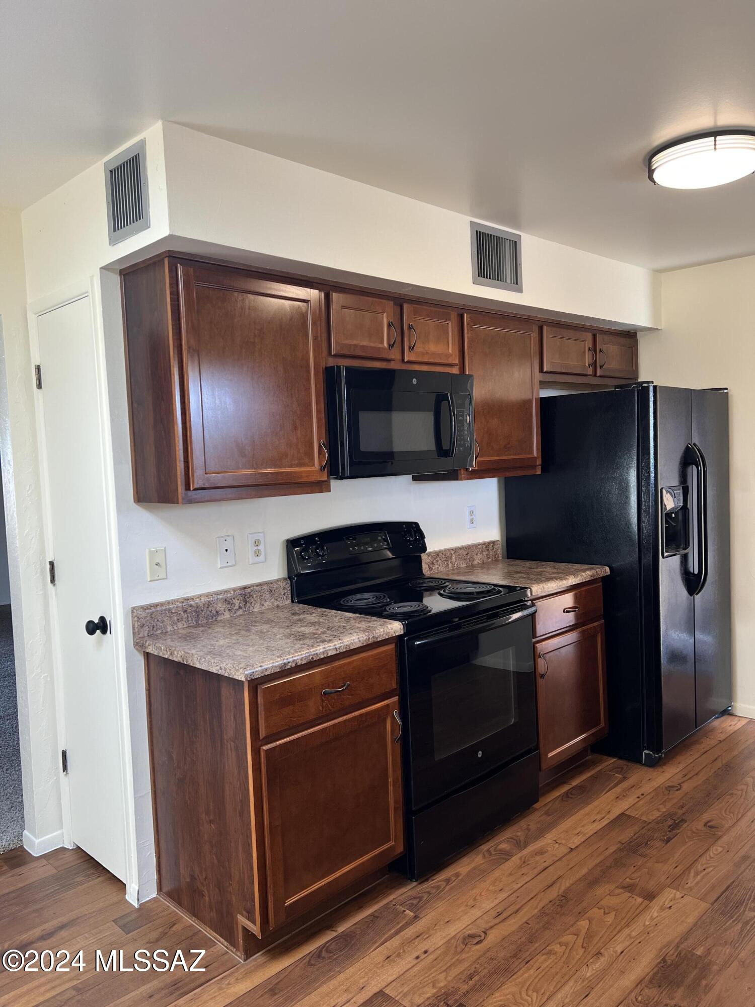 Sunnyslope Townhouses(1-91) - Residential Lease