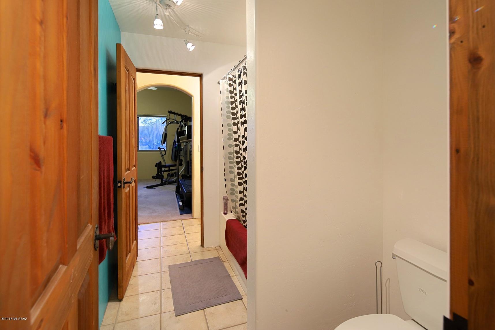 Los Arroyos Del Oeste (1-84) - Residential