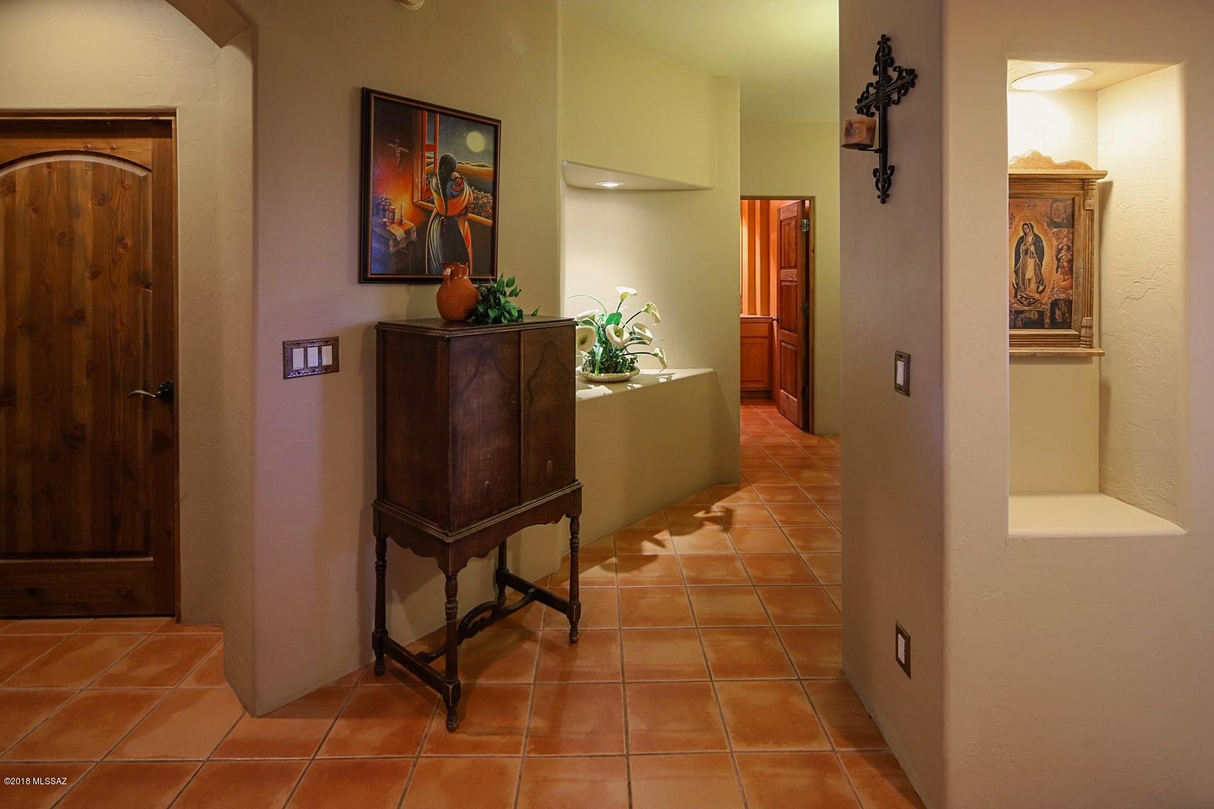 Los Arroyos Del Oeste (1-84) - Residential