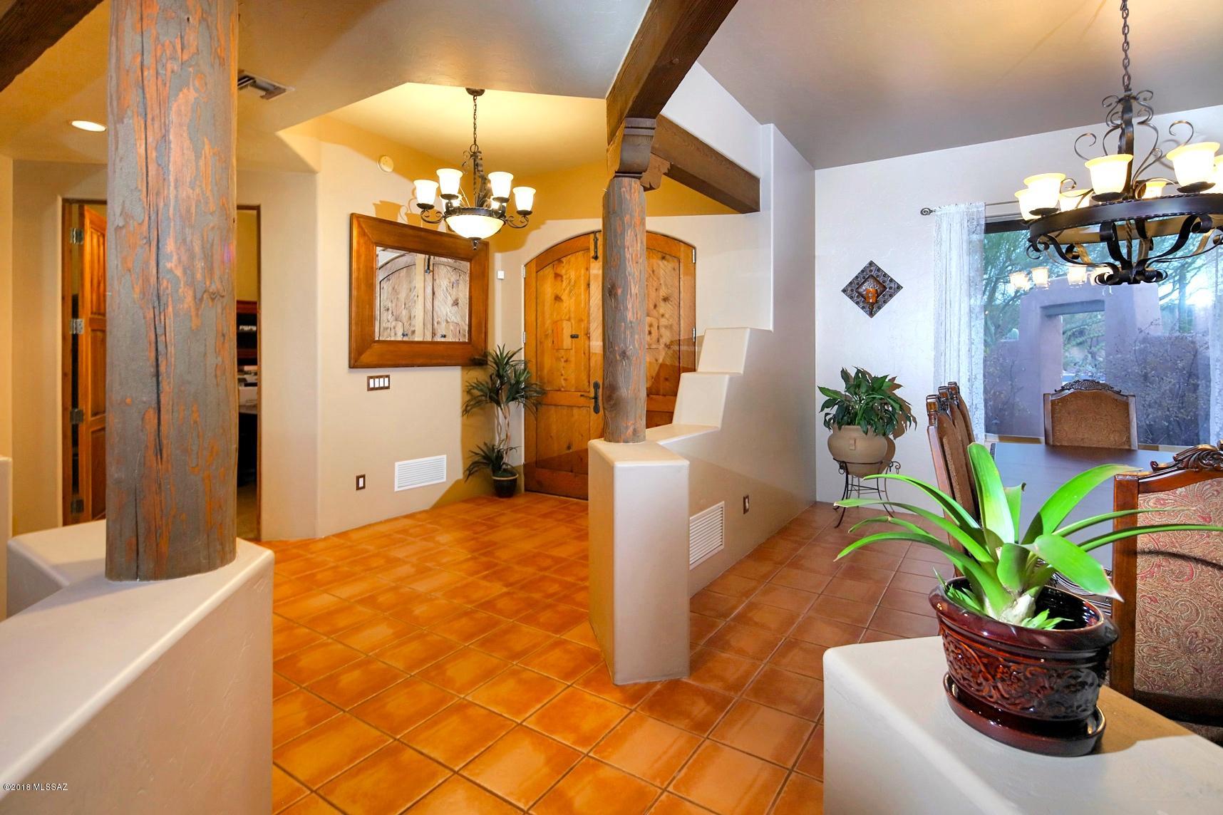 Los Arroyos Del Oeste (1-84) - Residential