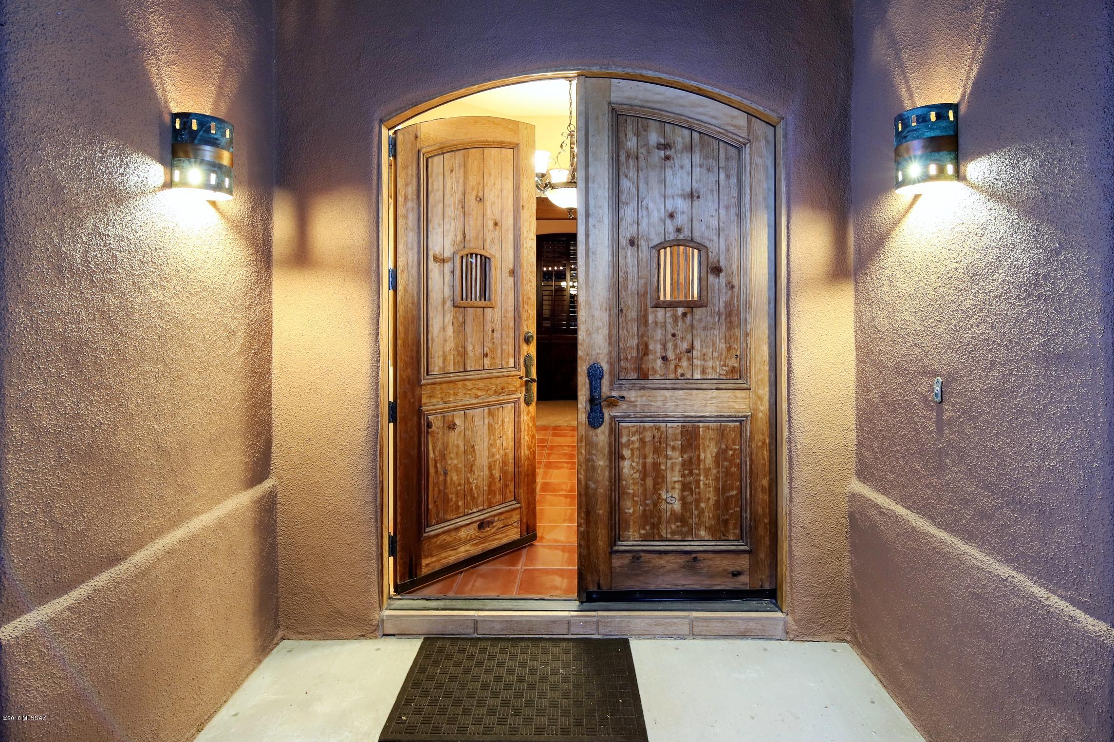 Los Arroyos Del Oeste (1-84) - Residential