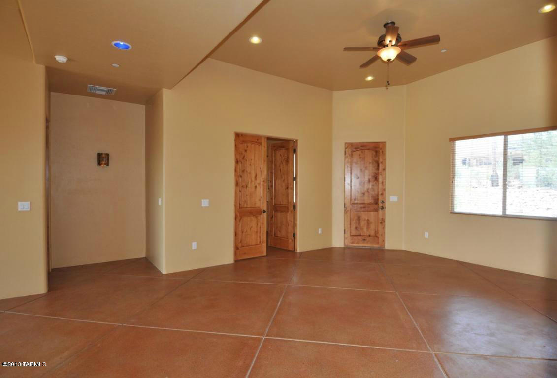 Unsubdivided - Residential Lease
