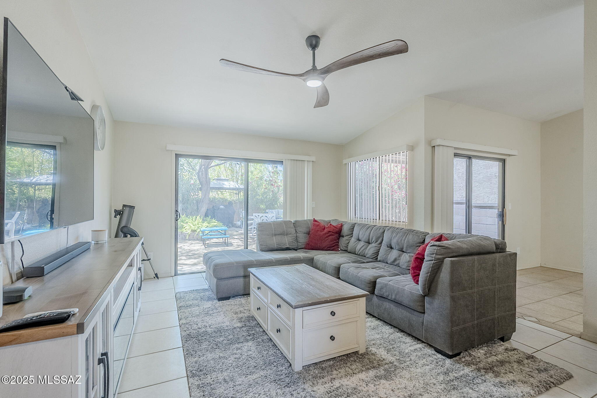 215 N Redcoat Lane