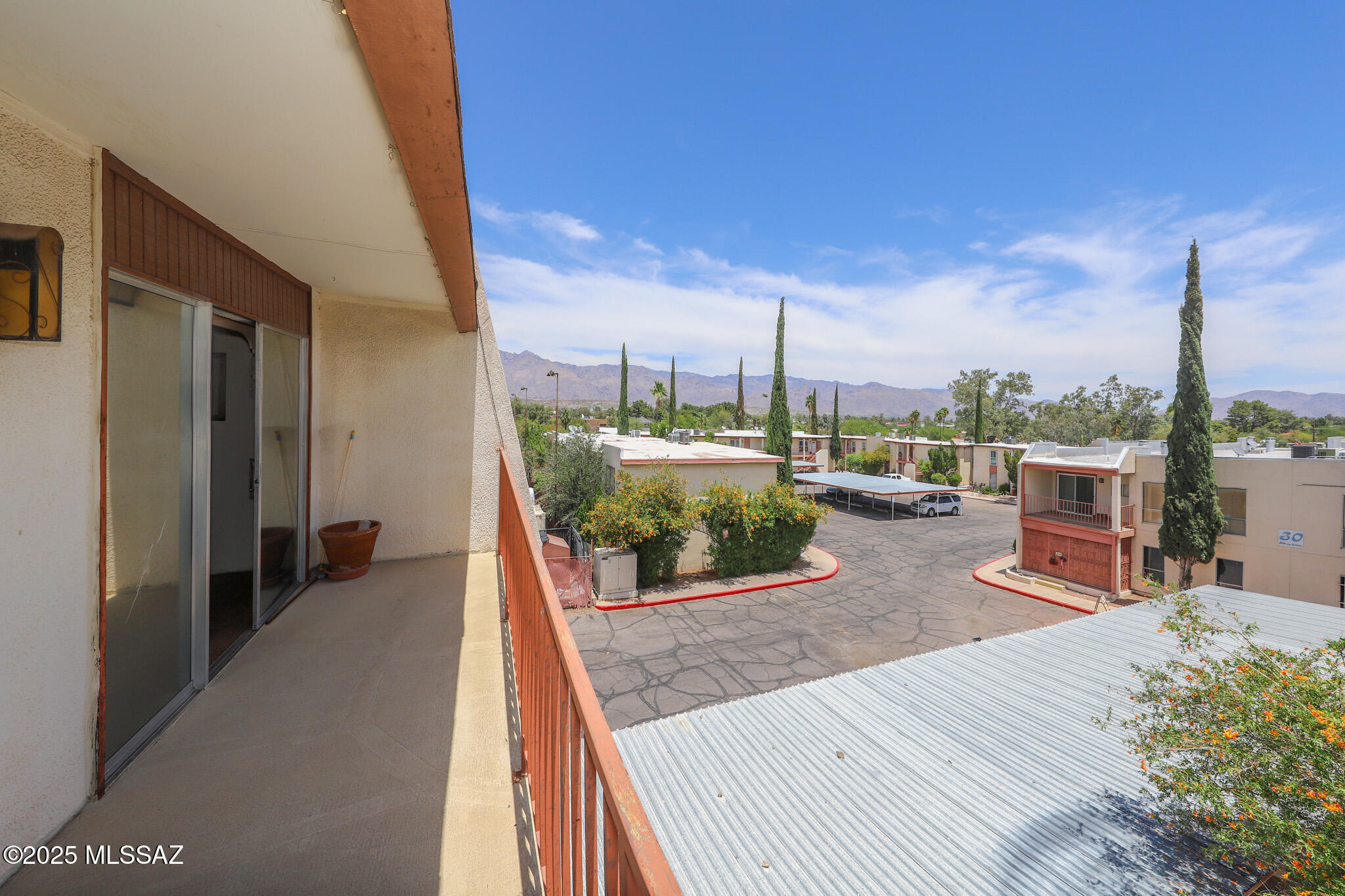 1600 N Wilmot Road UNIT 285