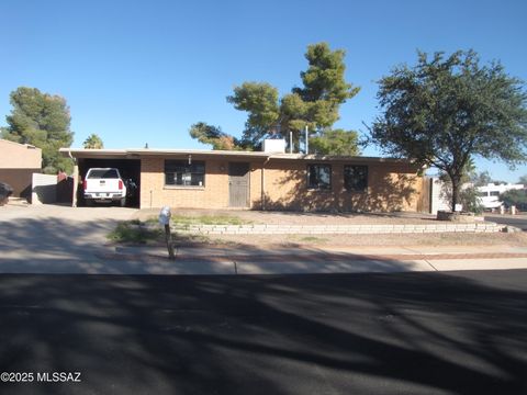 Photo of 7841 E Longleaf Place, Tucson, AZ 85730 (MLS # 22531299)