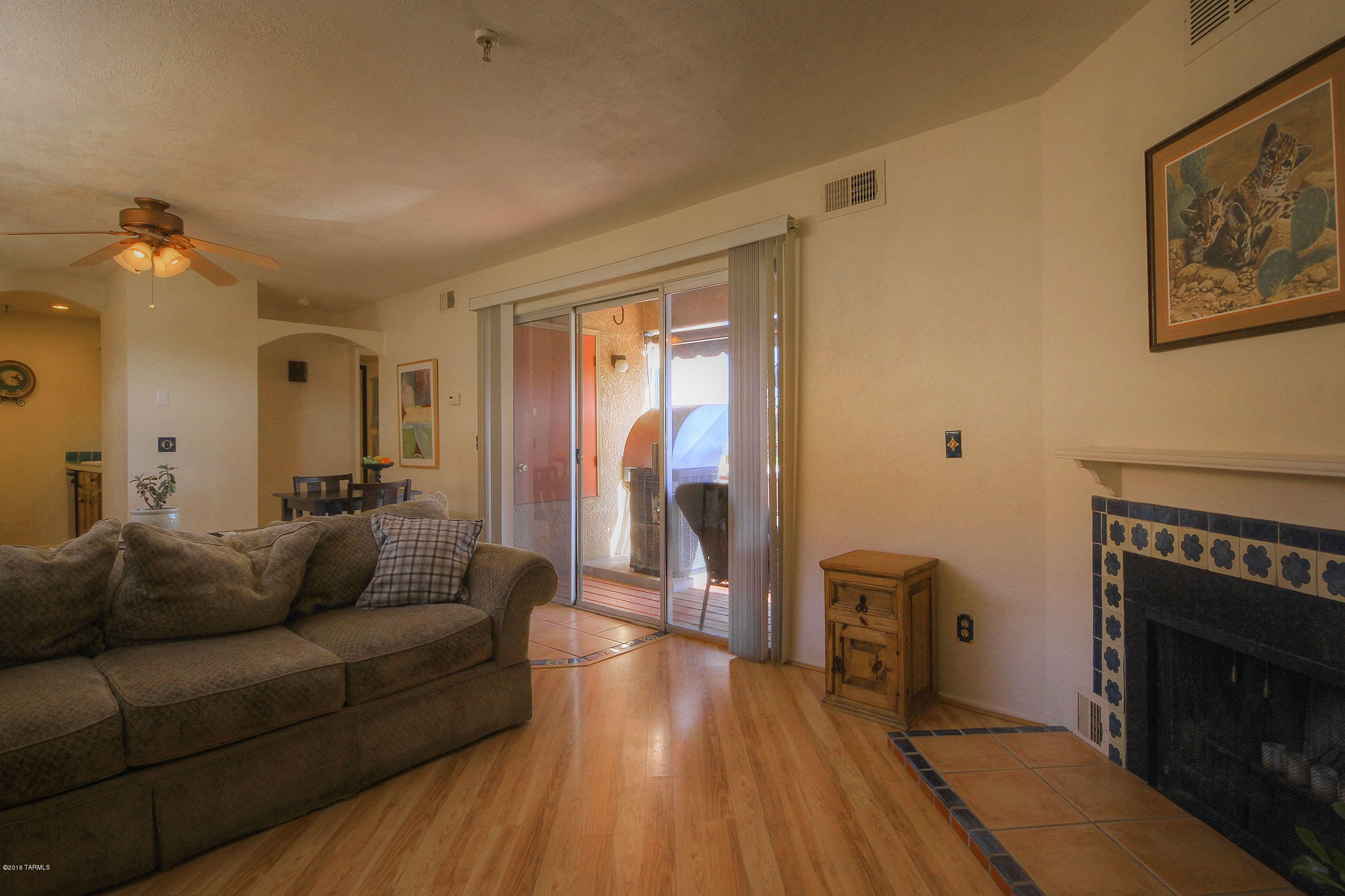 La Vida - Residential