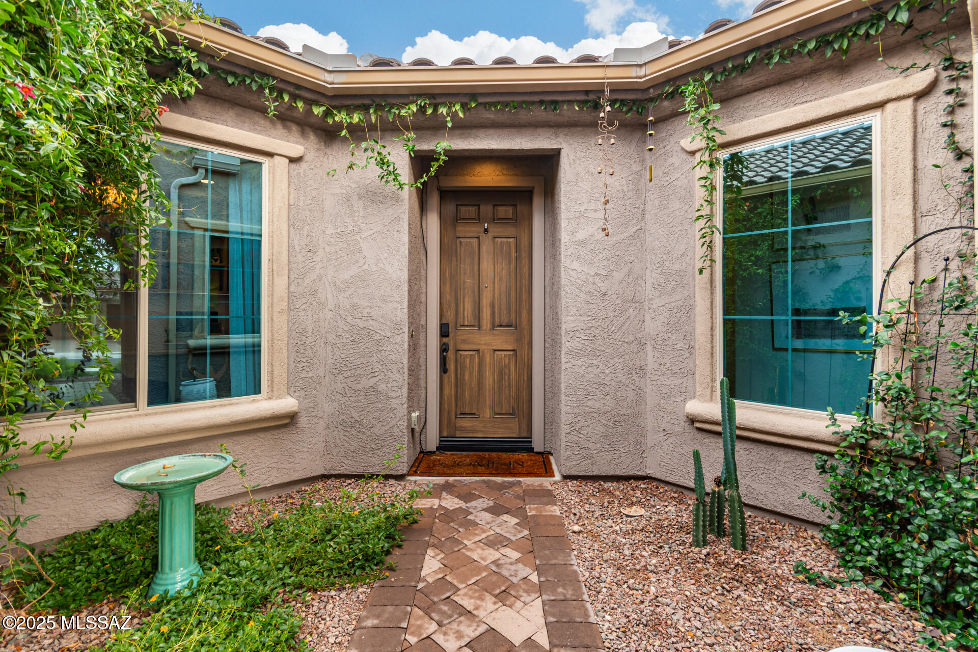 685 E Romsdalen Road