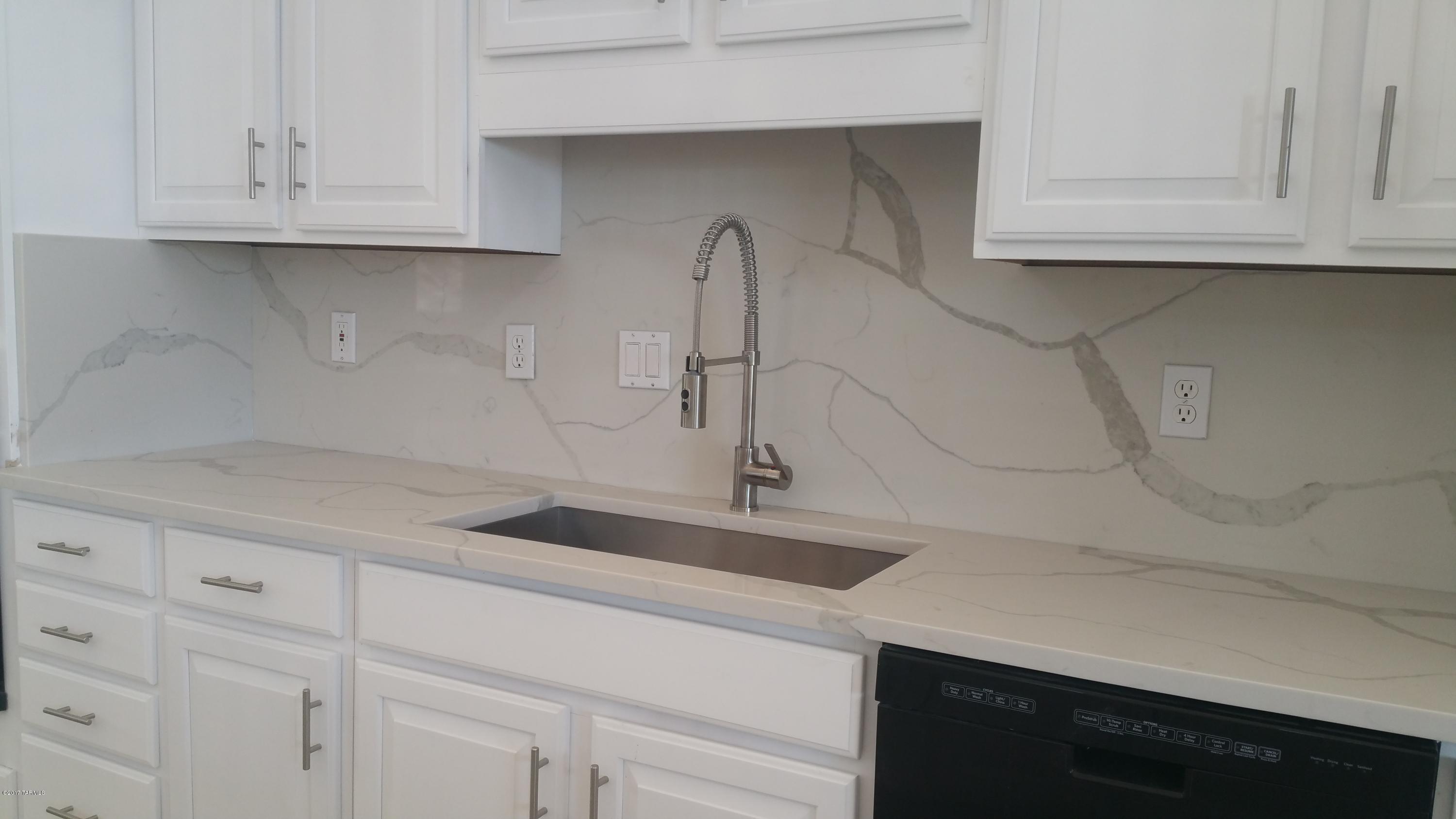 Swan Ridge (1-6) - Residential