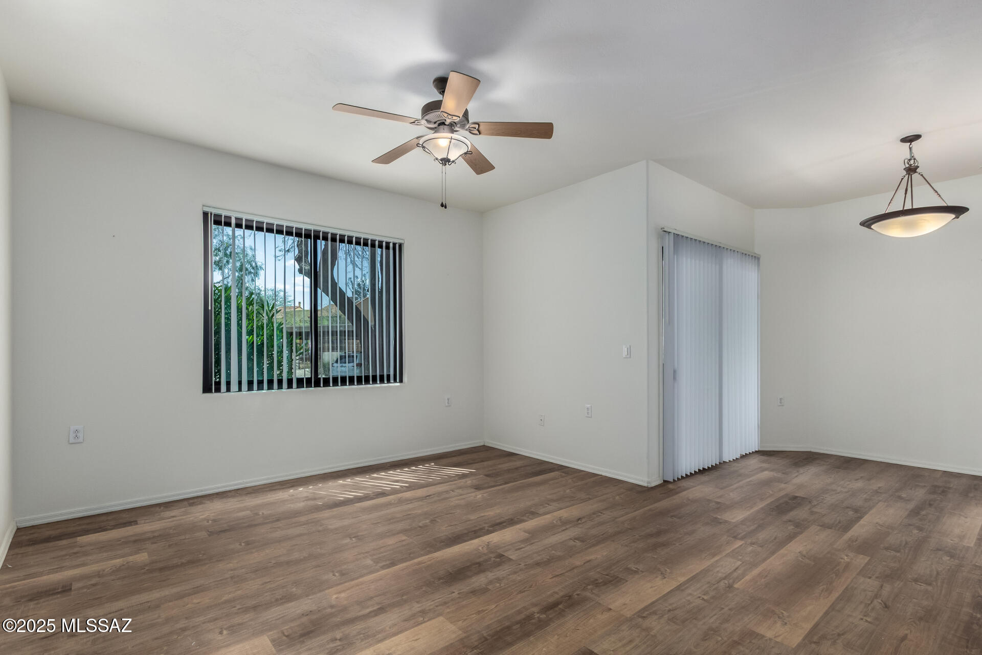 2550 E River Road UNIT 7102