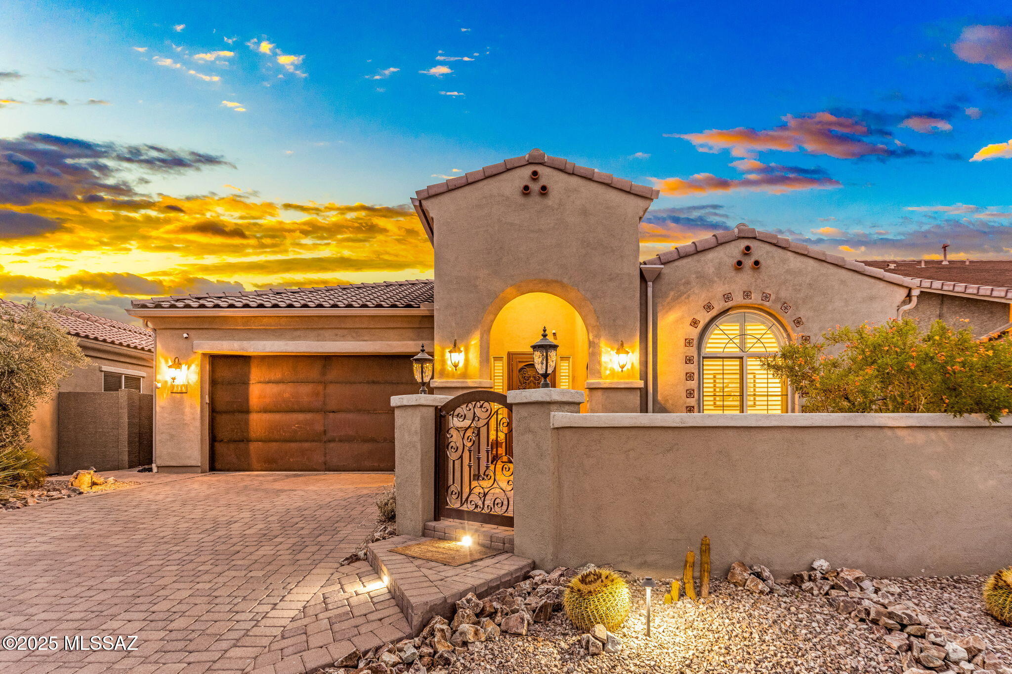 13265 N Rainbow Cactus Court